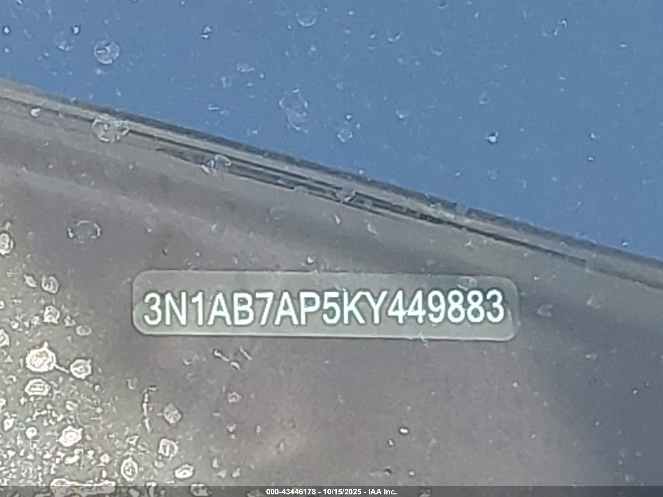NISSAN SENTRA image 9