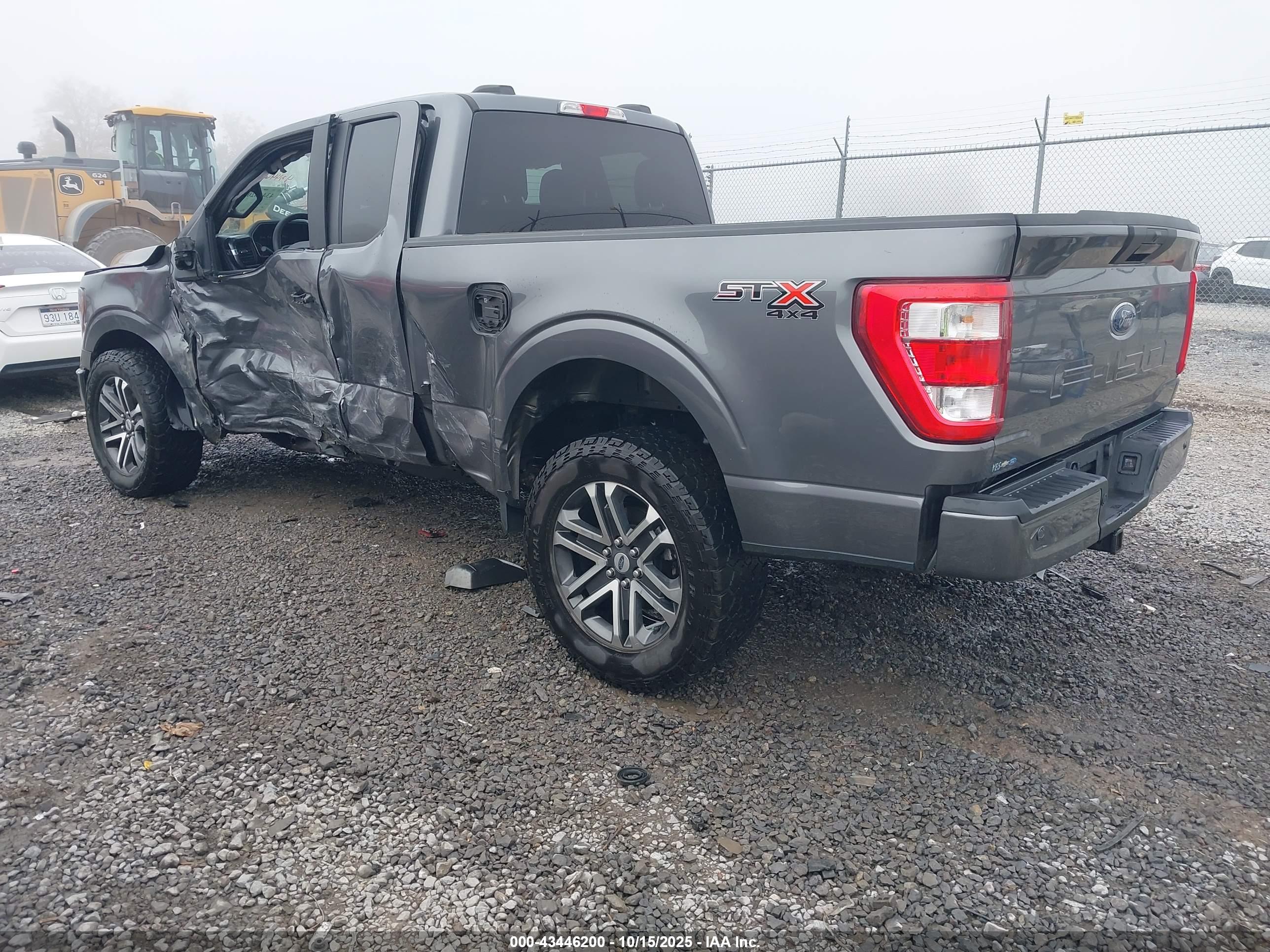 FORD F-150 image 3