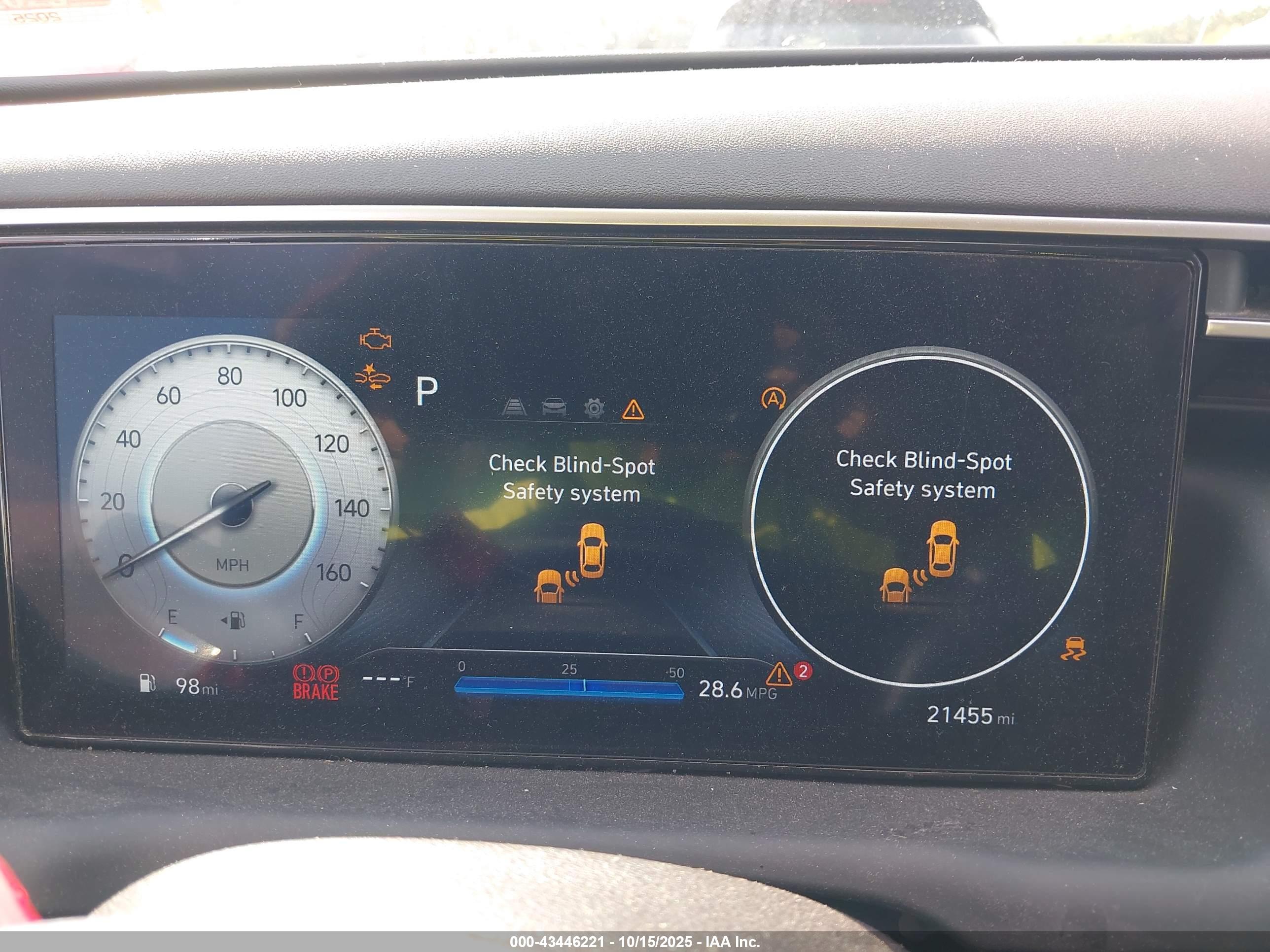 HYUNDAI TUCSON image 7