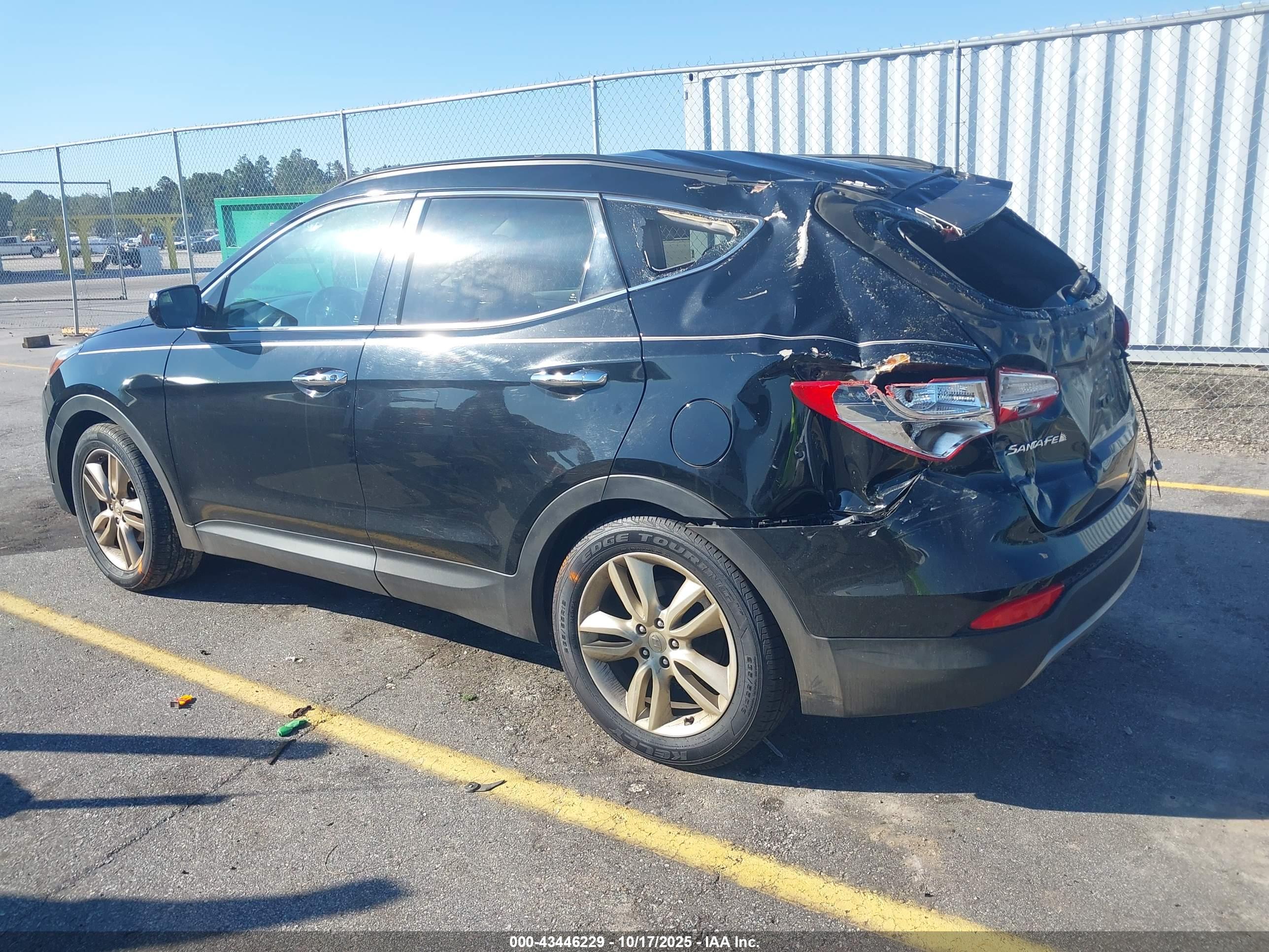 HYUNDAI SANTA image 3