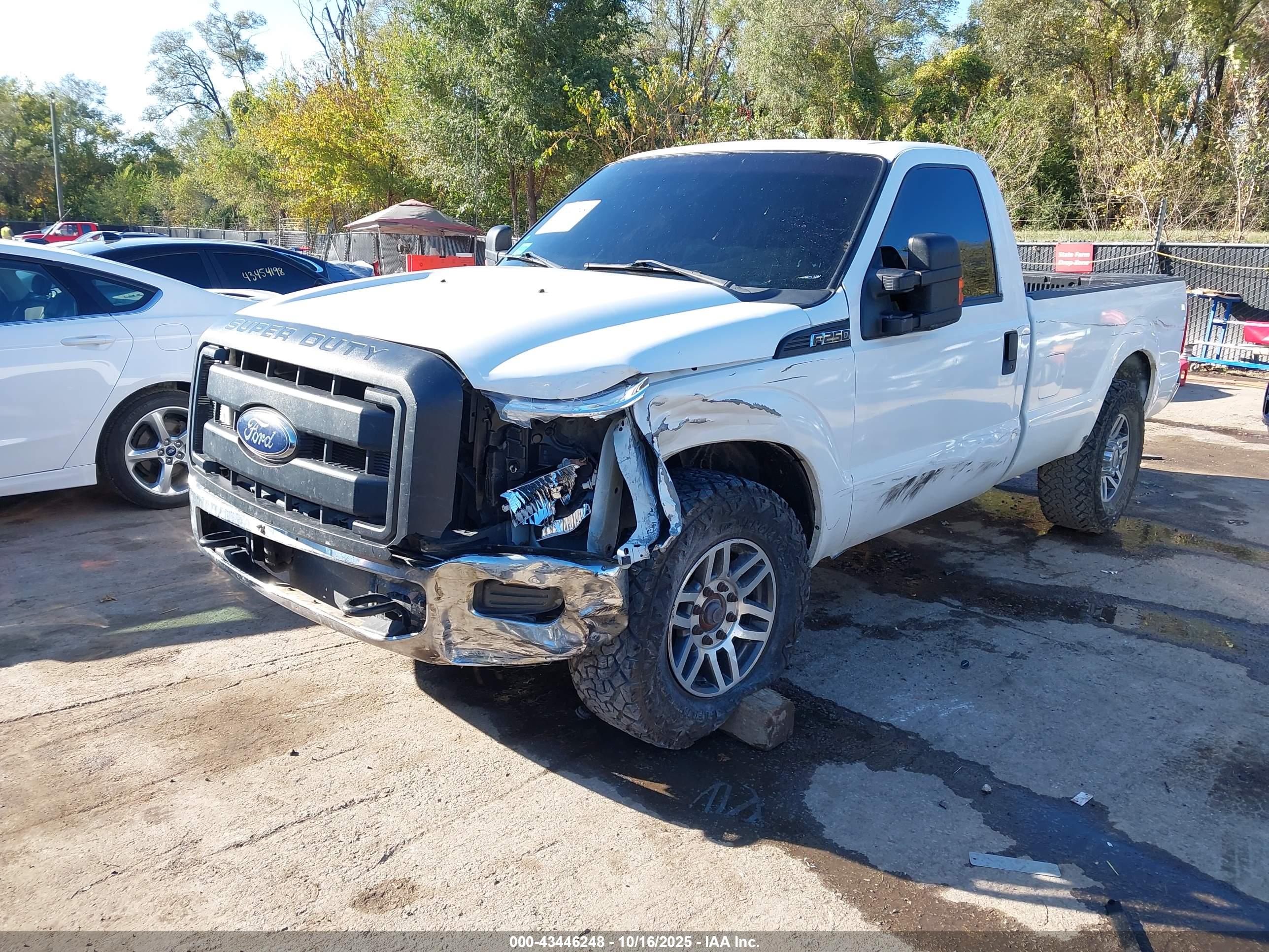 FORD F-250 image 2