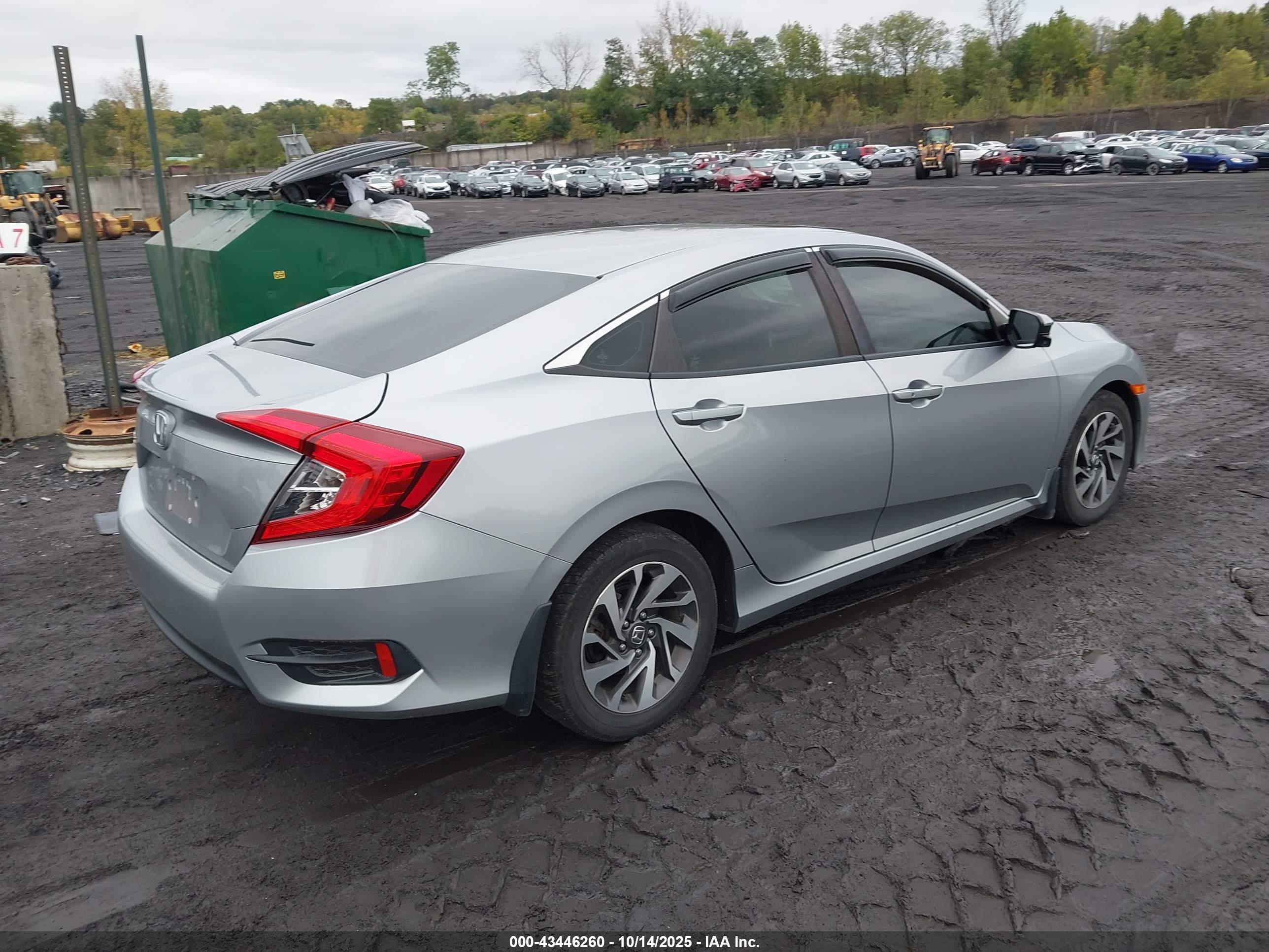 HONDA CIVIC image 4