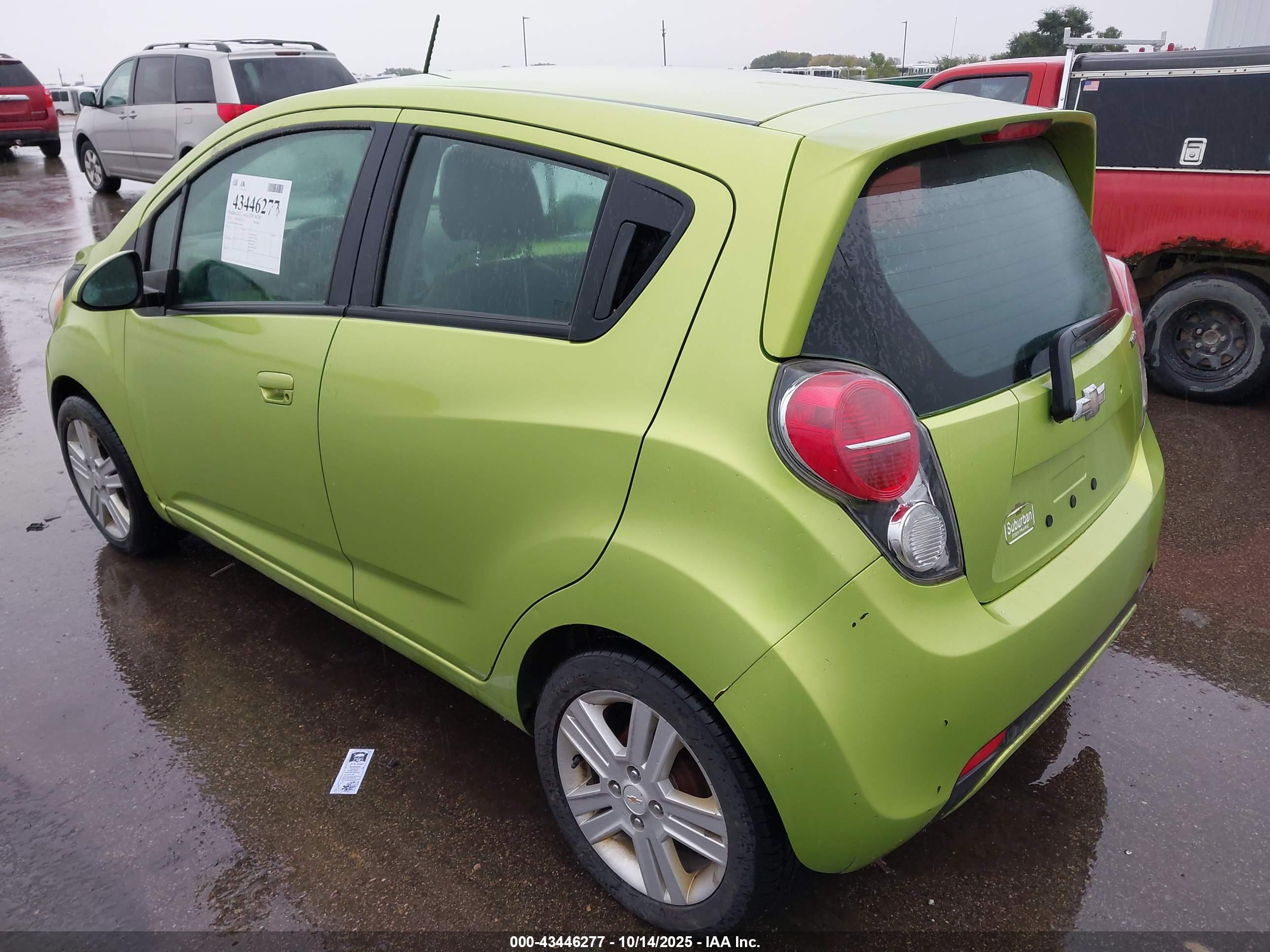 CHEVROLET SPARK image 3