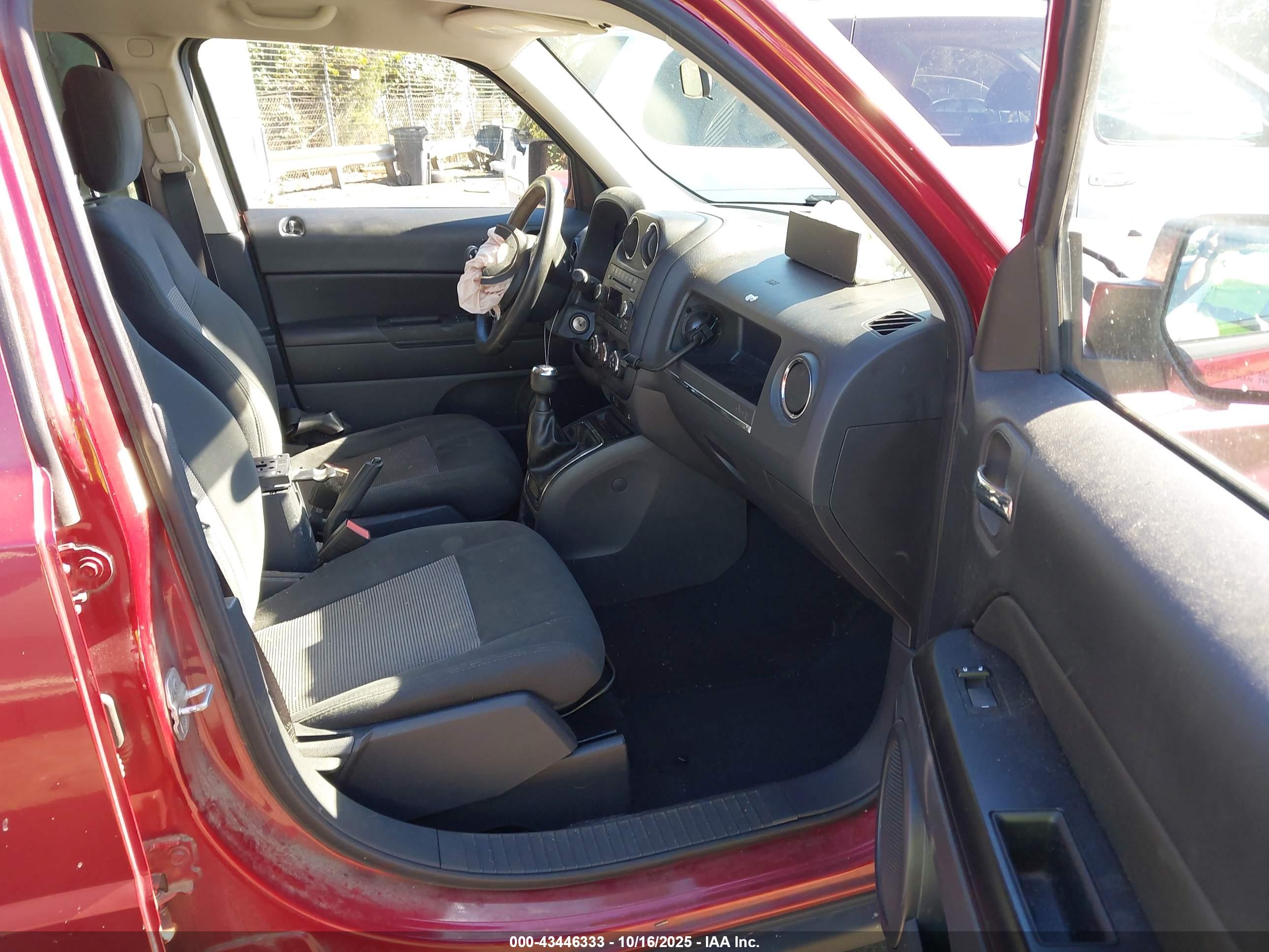 JEEP PATRIOT image 5