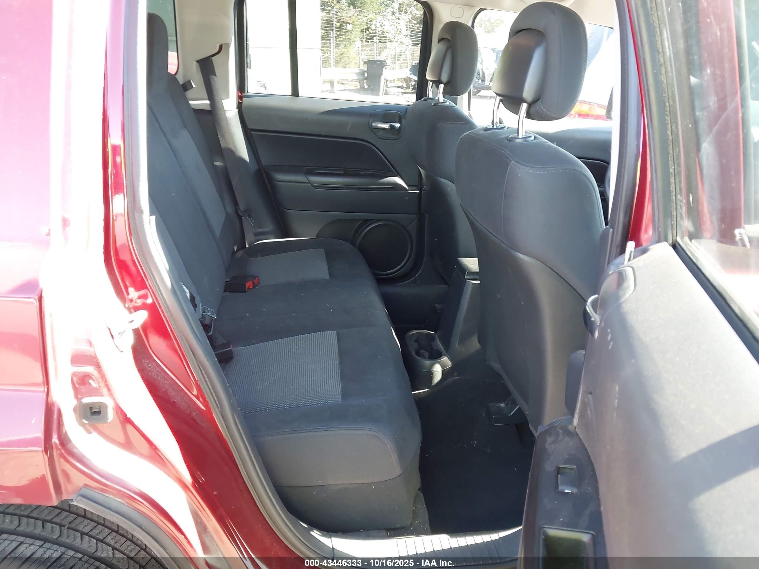 JEEP PATRIOT image 8