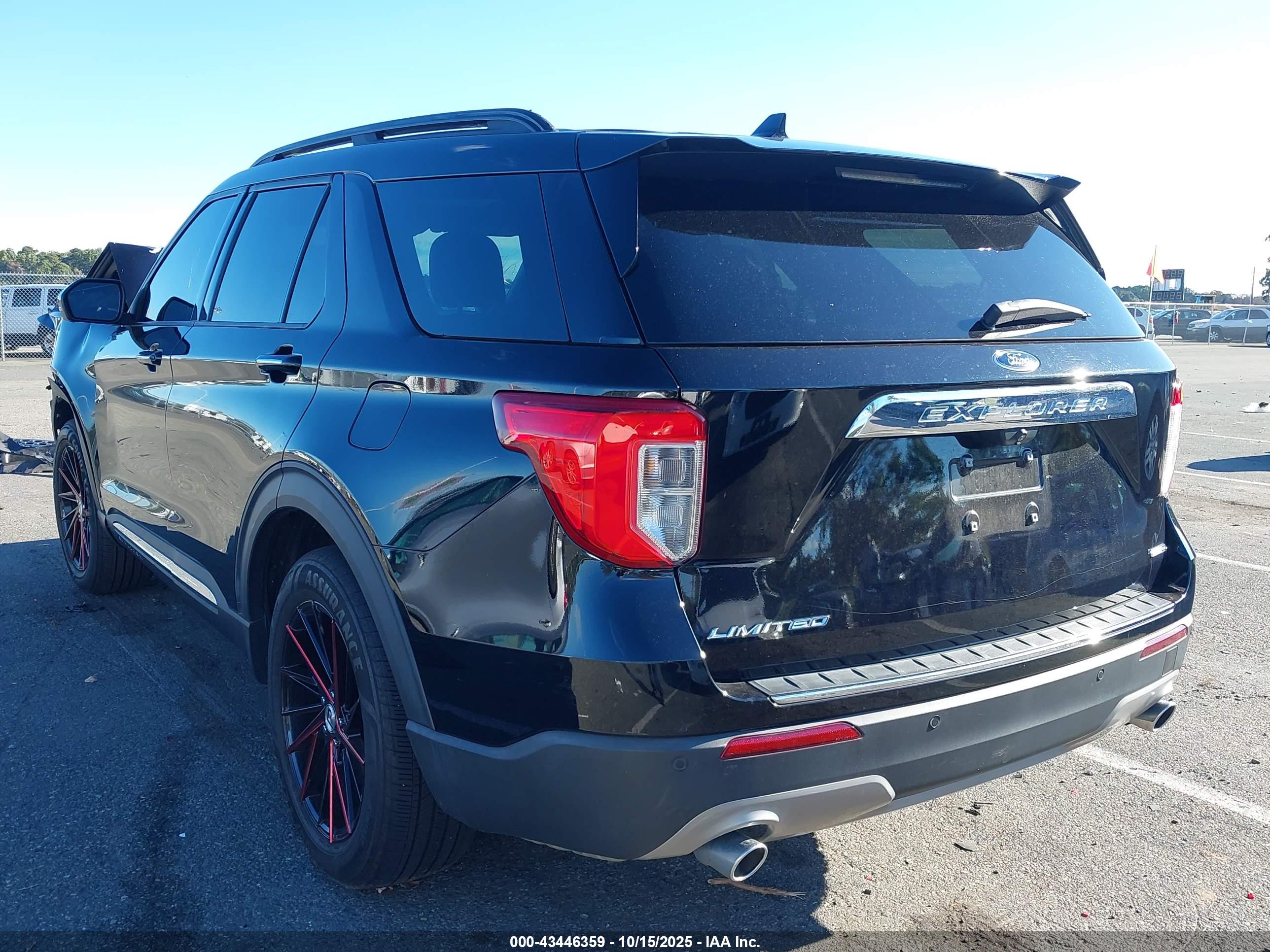 FORD EXPLORER image 3