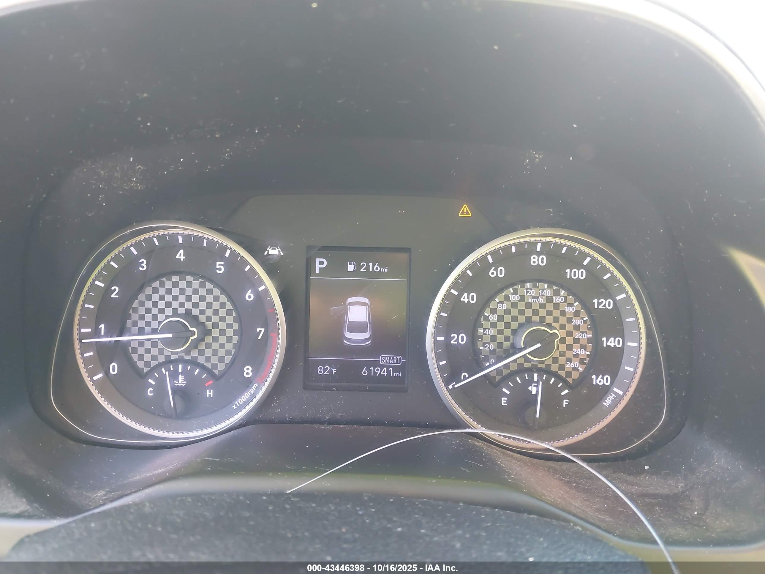 HYUNDAI ELANTRA image 7