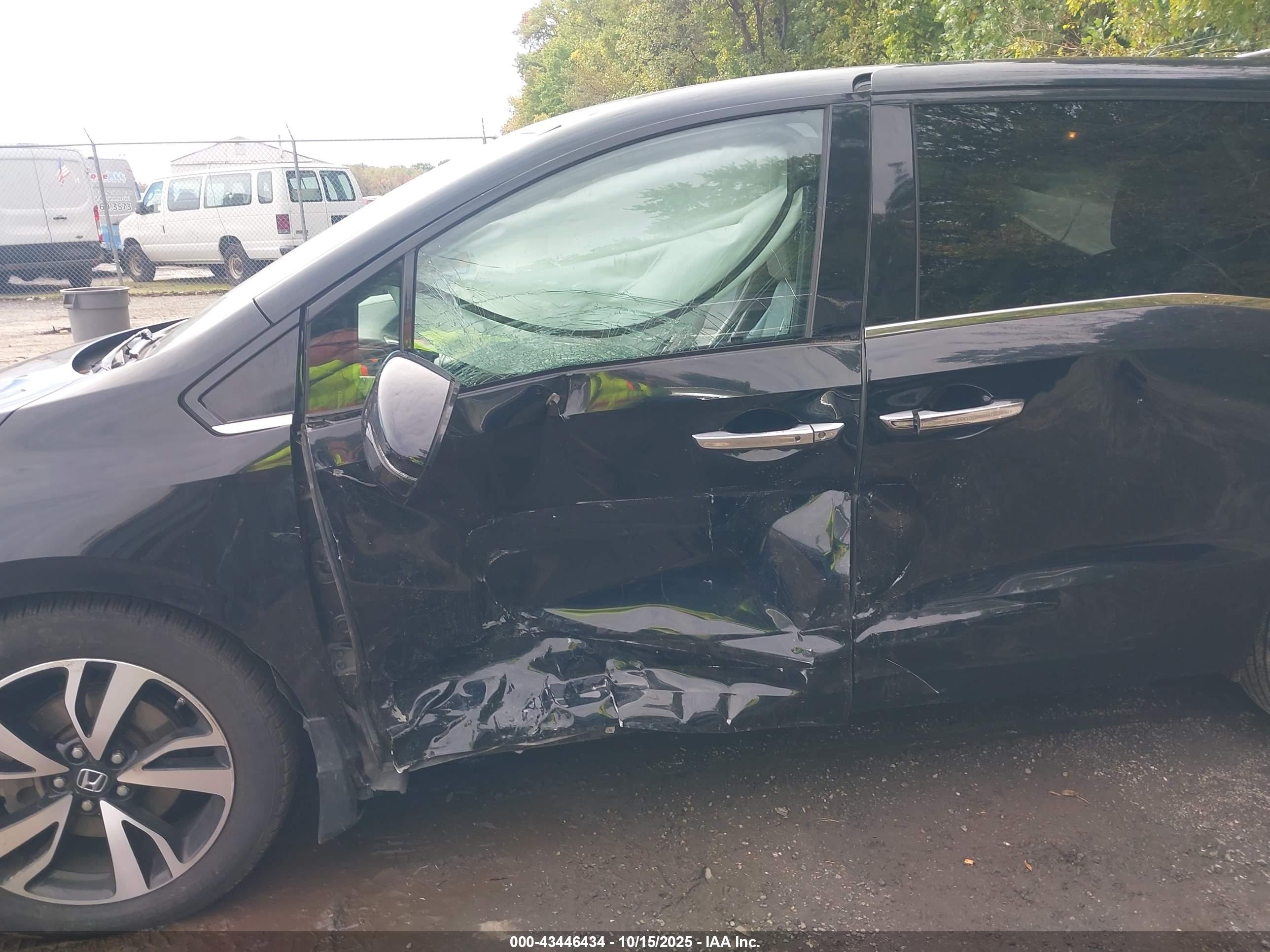 HONDA ODYSSEY image 6