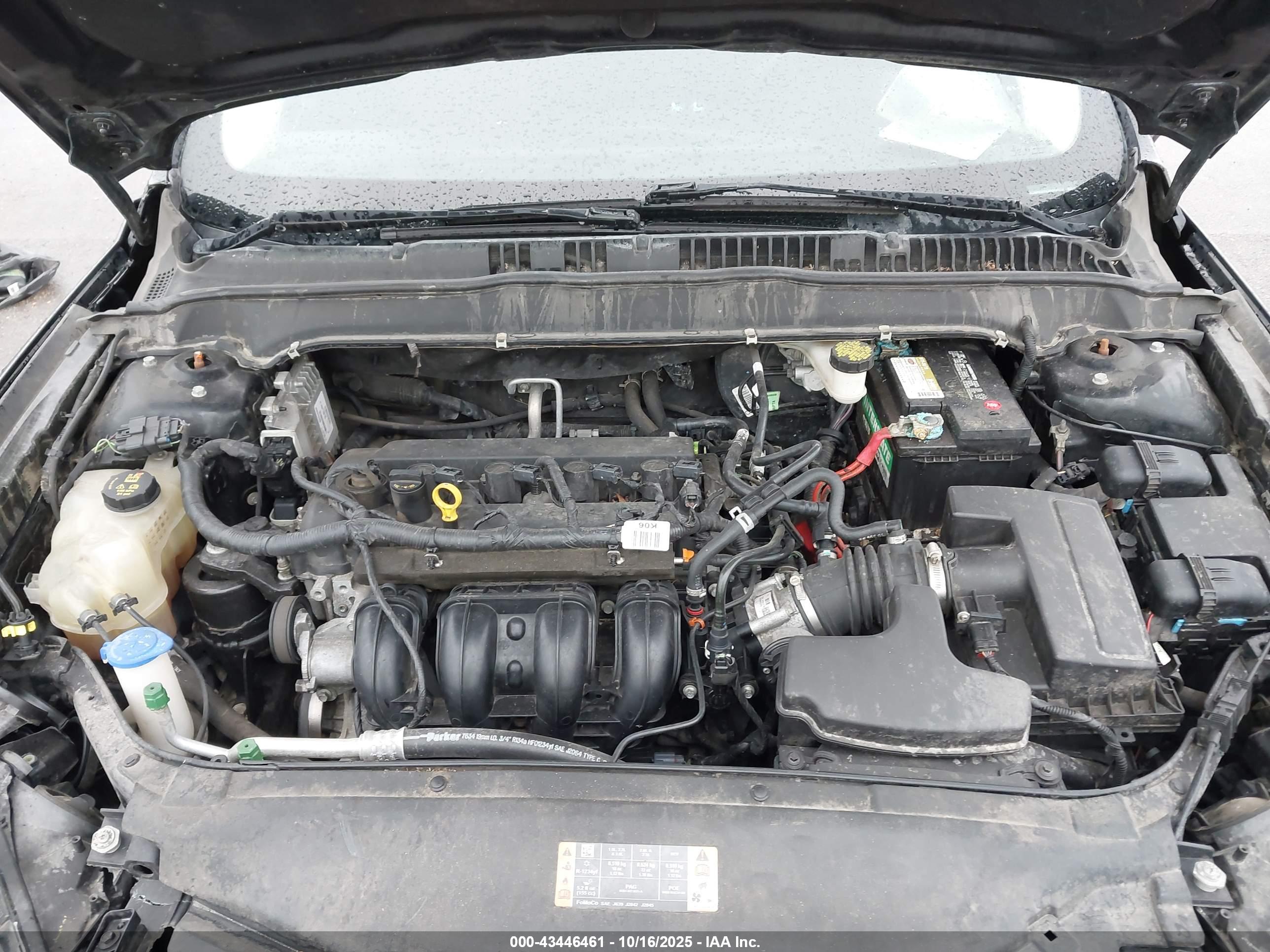 FORD FUSION image 10