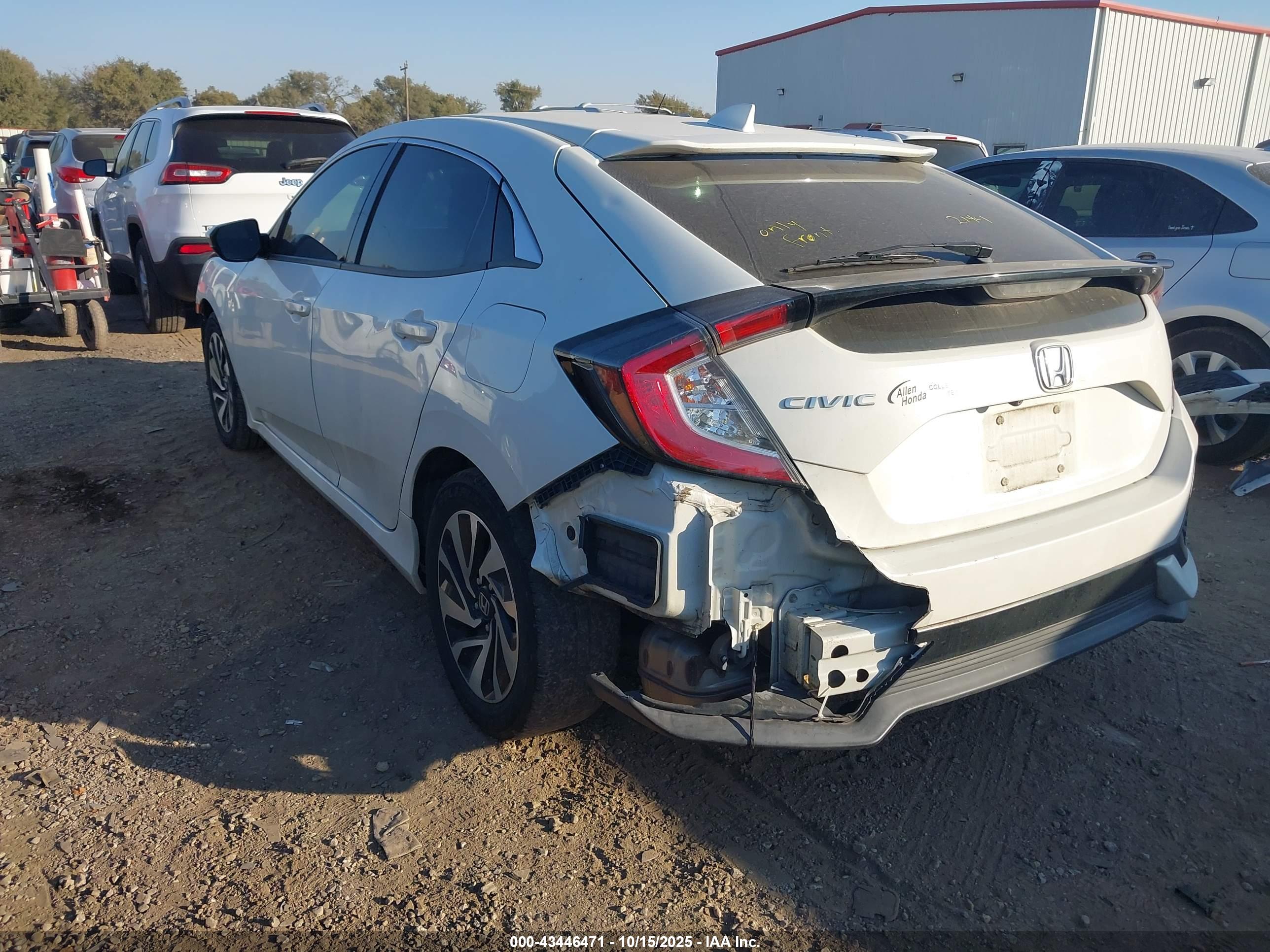 HONDA CIVIC image 3