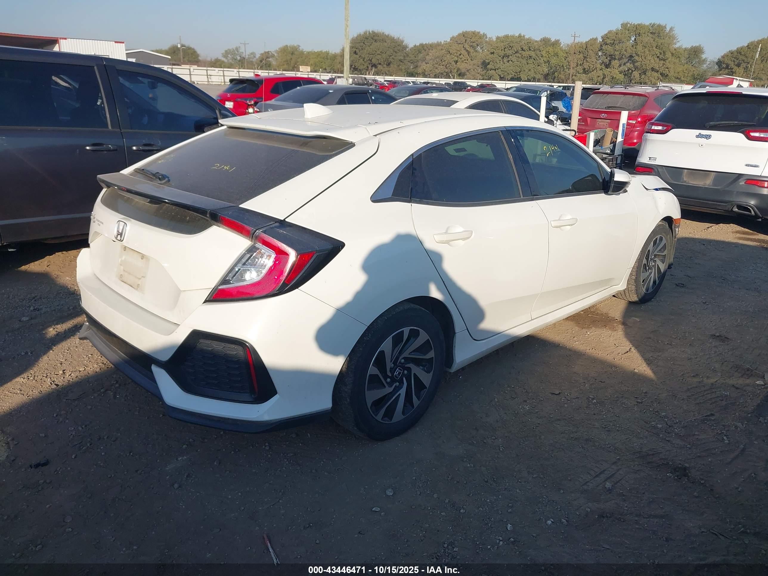 HONDA CIVIC image 4