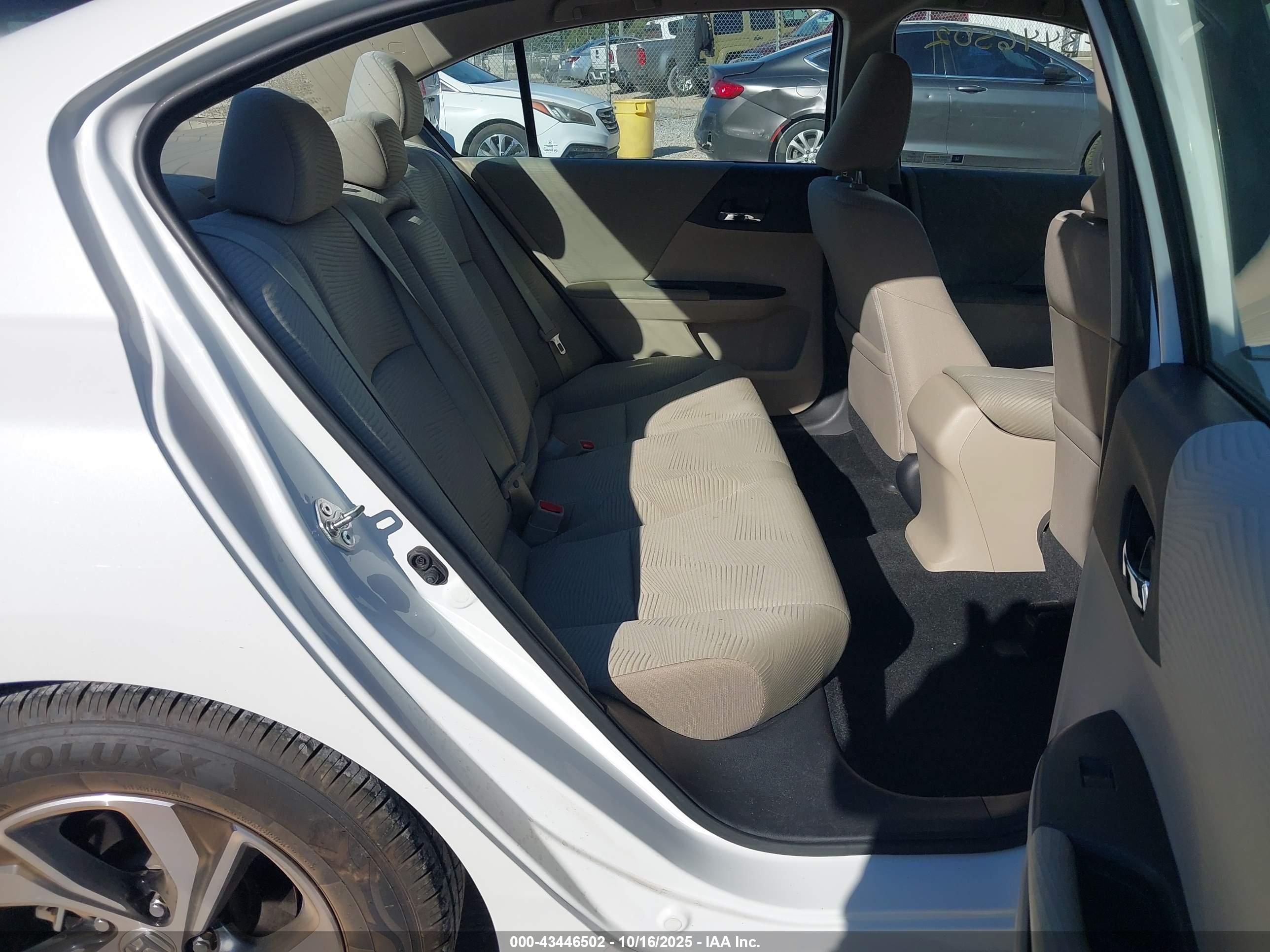 HONDA ACCORD image 8