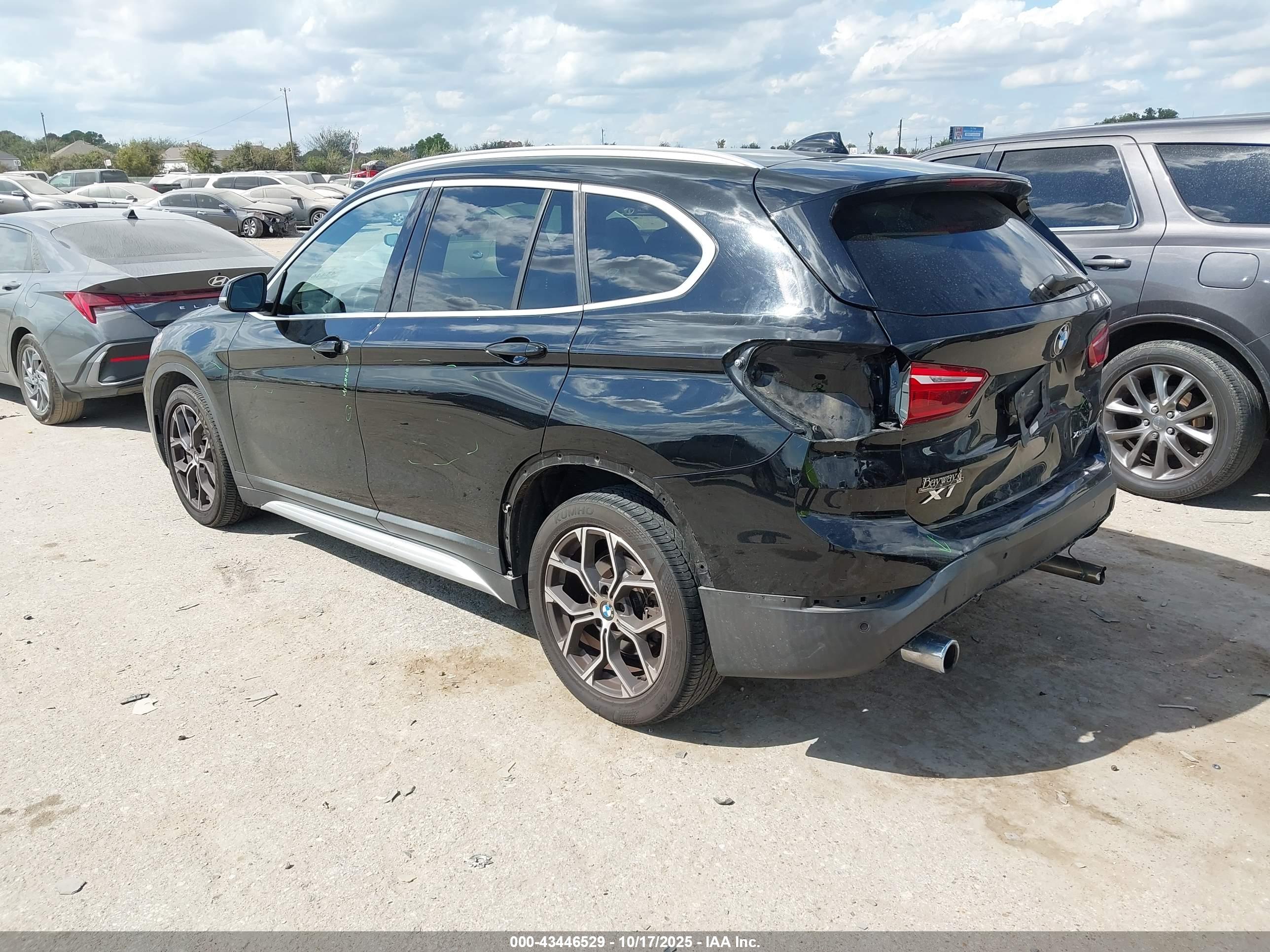 BMW X1 image 3