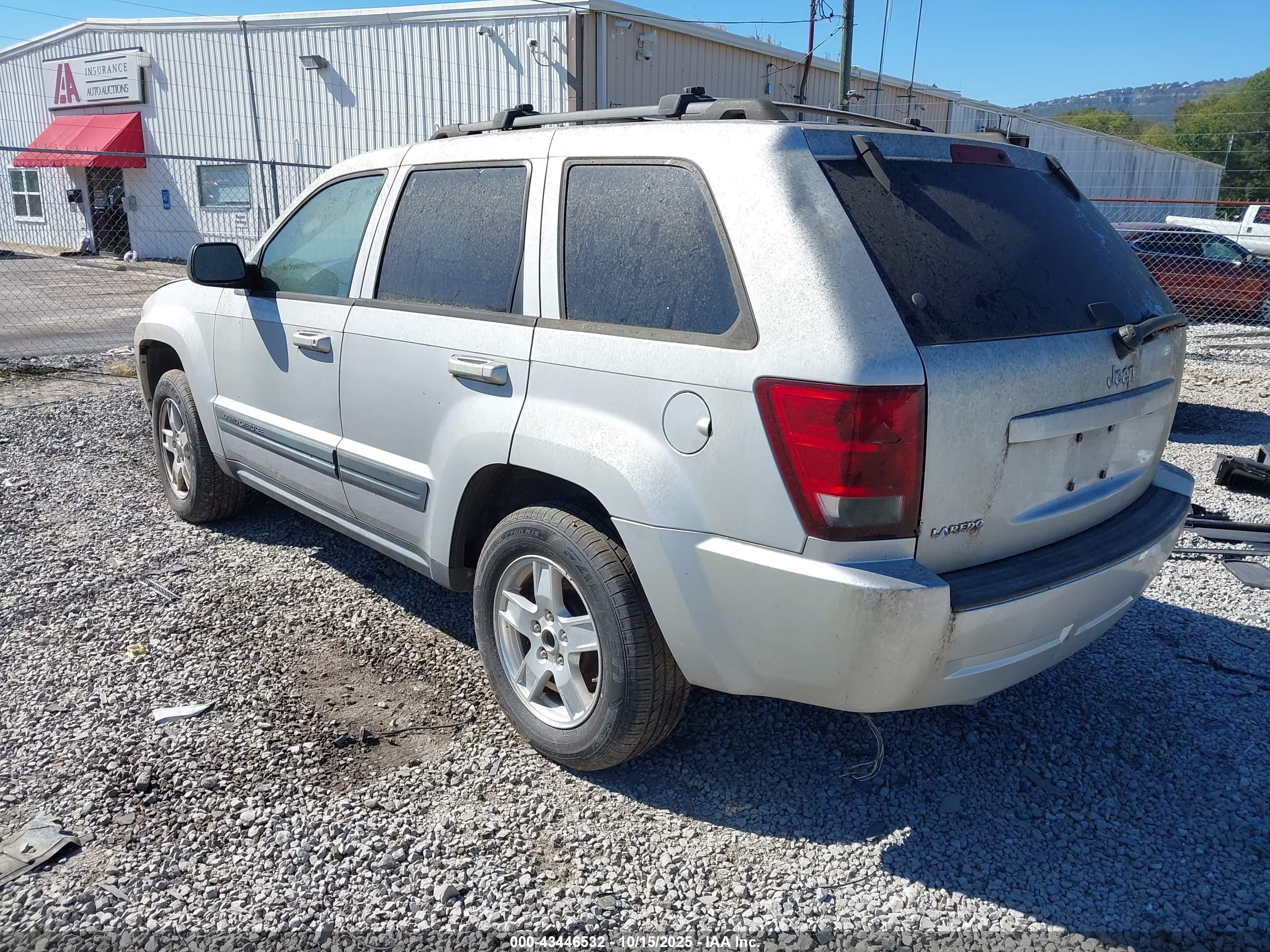 JEEP GRAND image 3