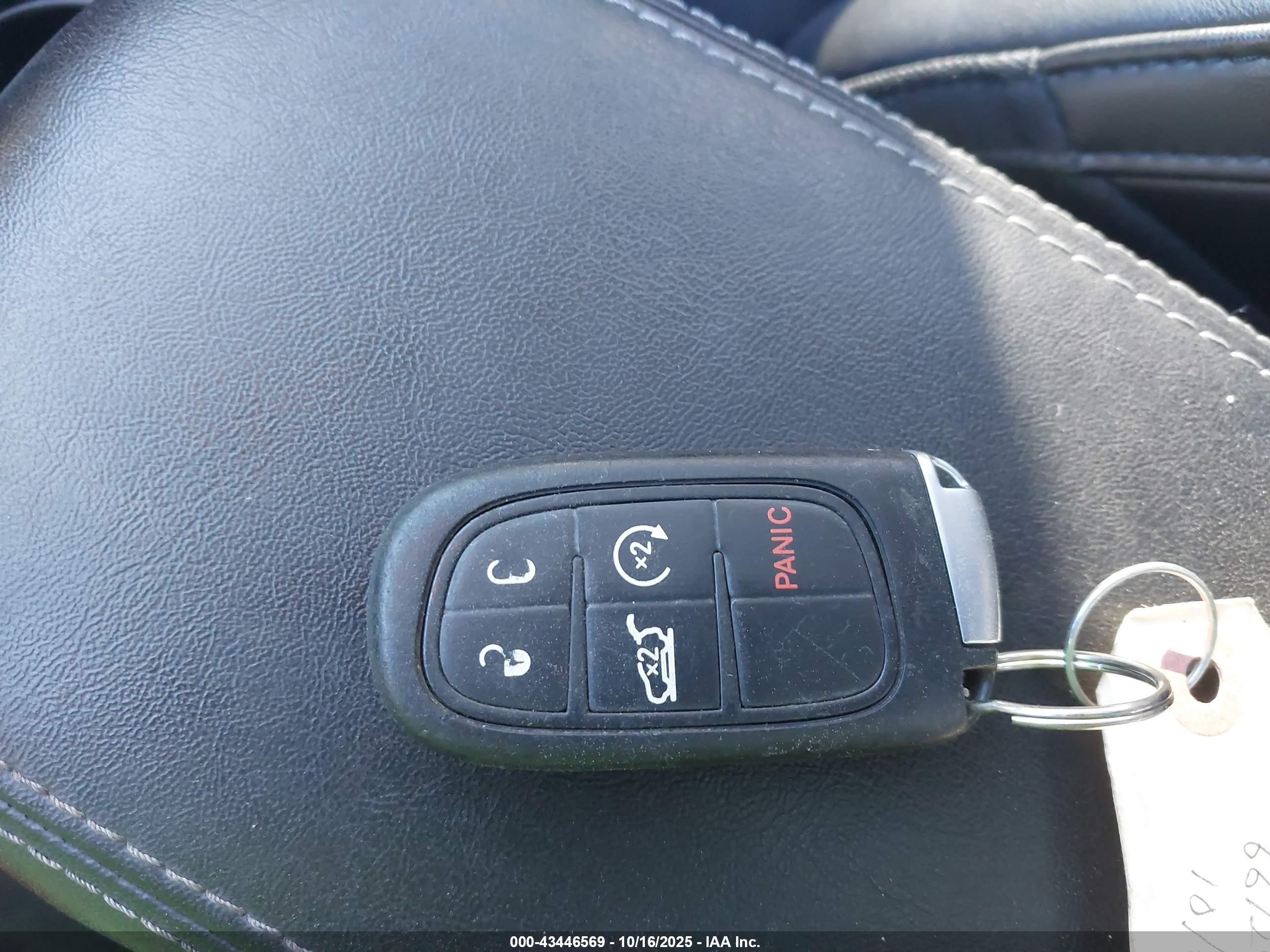 JEEP CHEROKEE image 11
