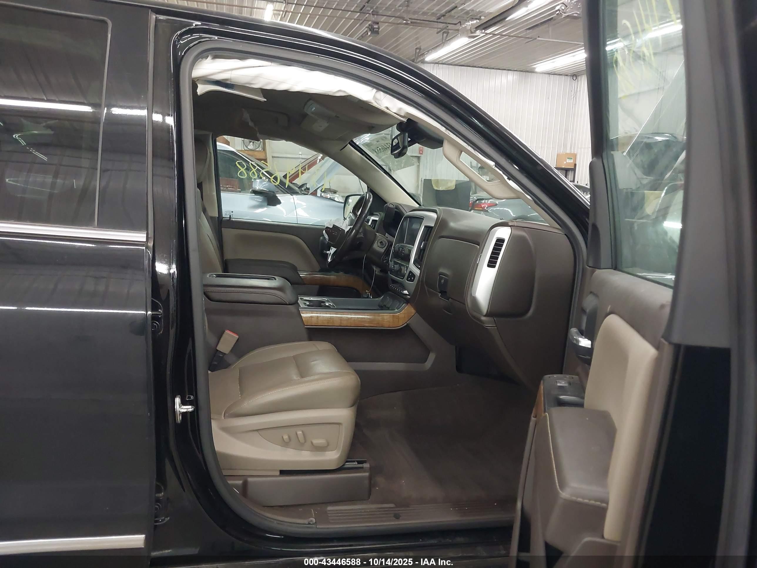 GMC SIERRA image 5