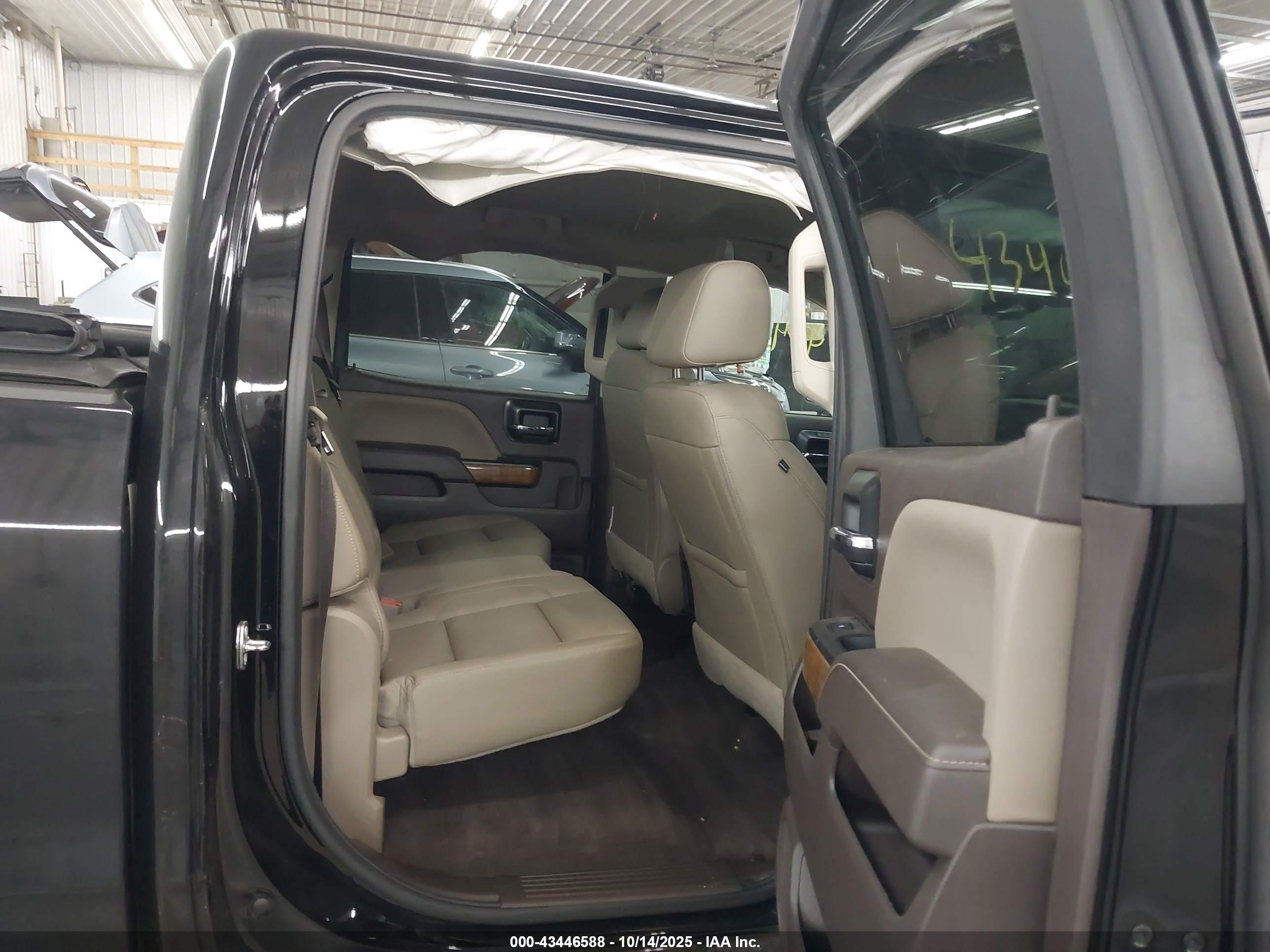 GMC SIERRA image 8