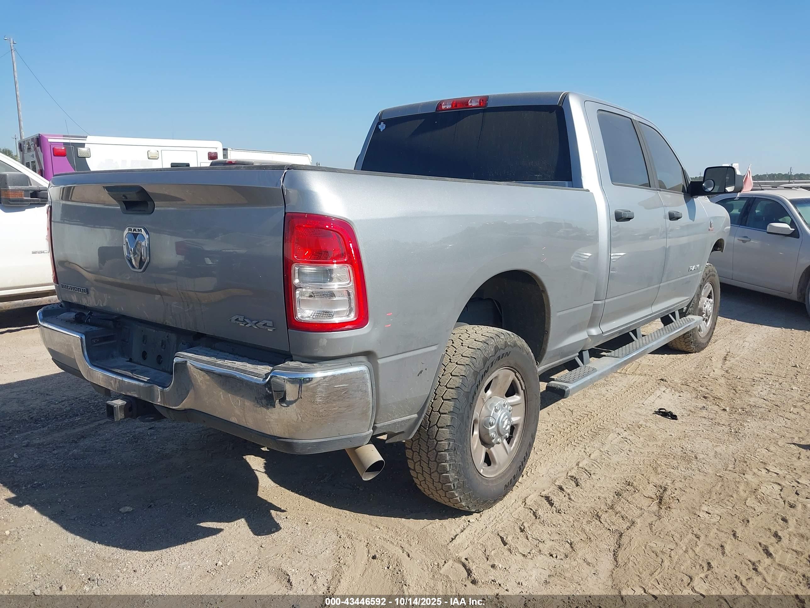 RAM 2500 image 4
