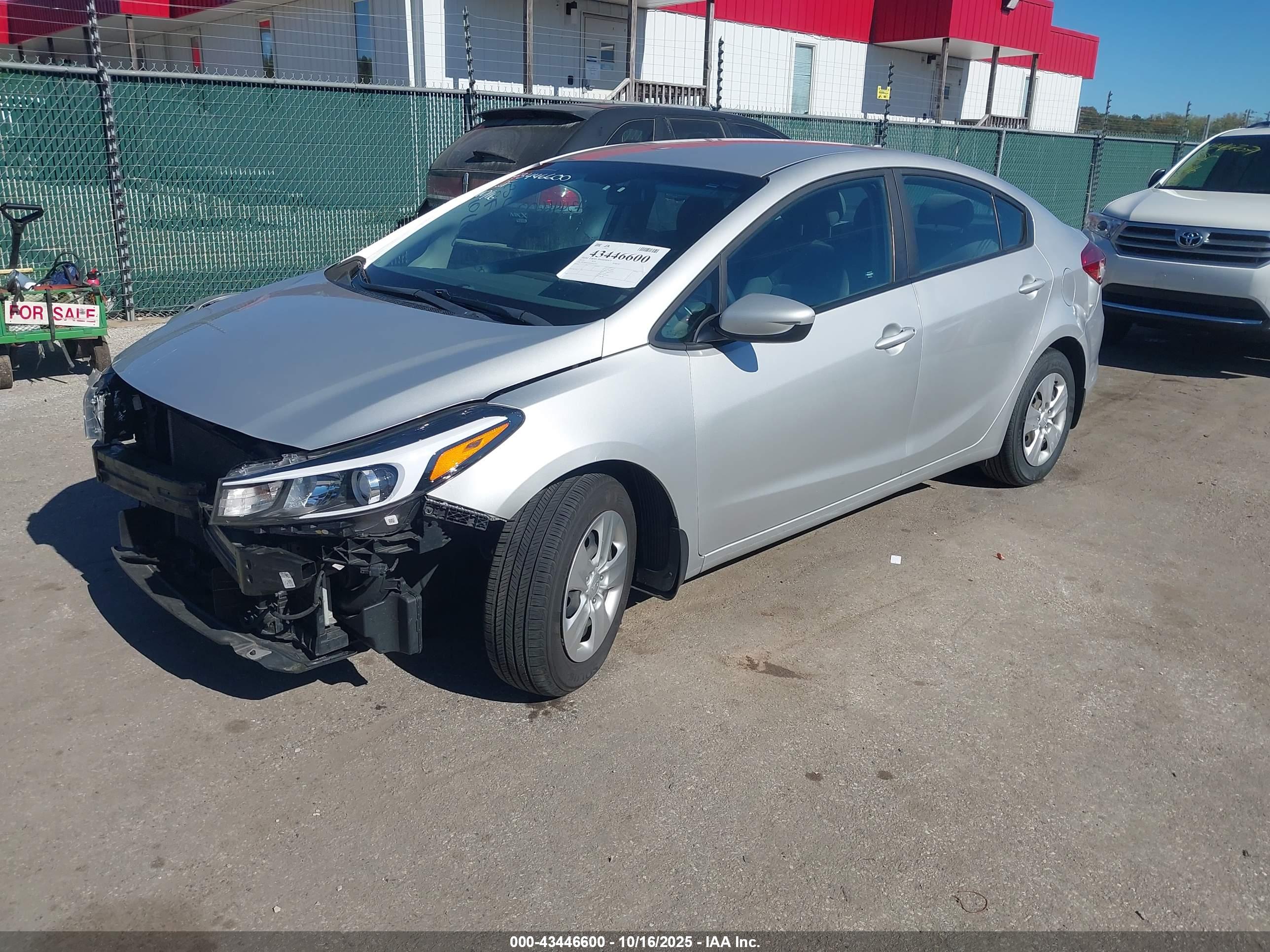 KIA FORTE image 2