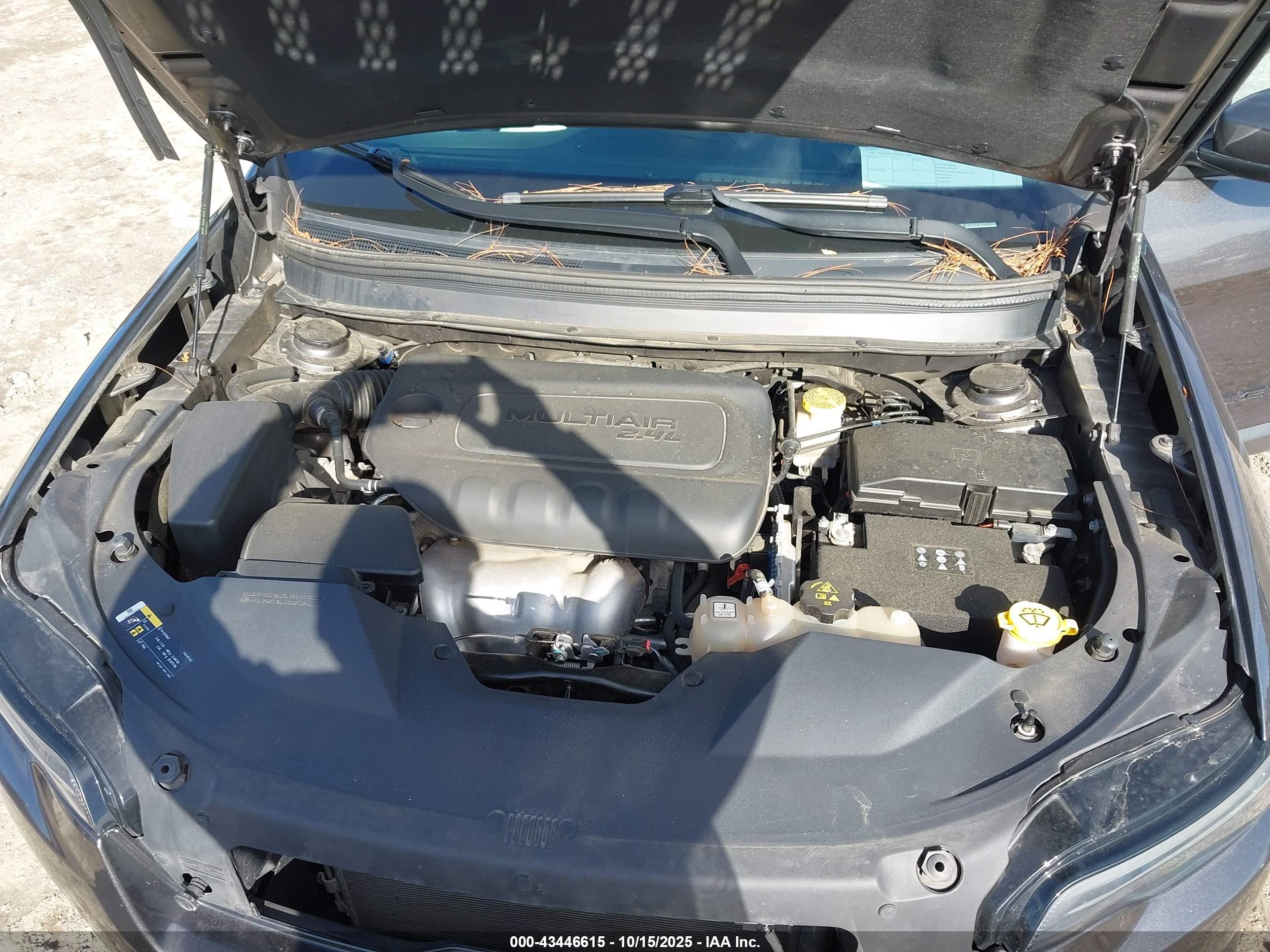 JEEP CHEROKEE image 10