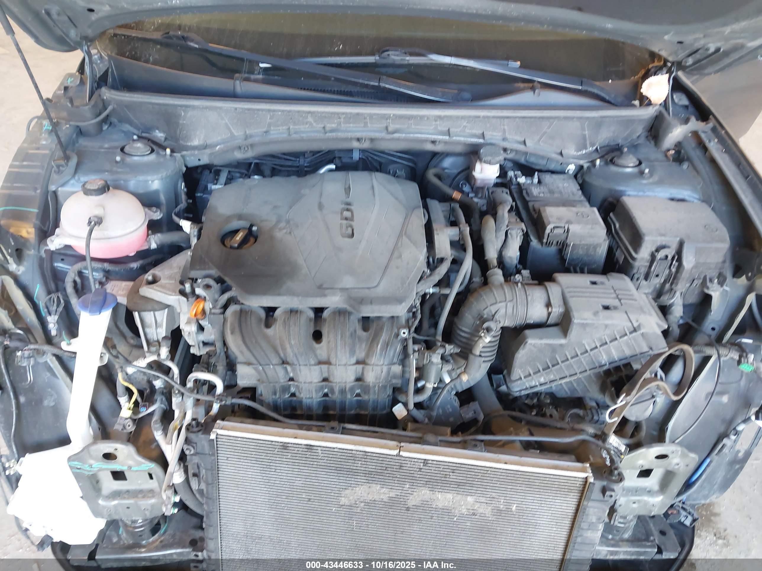 HYUNDAI TUCSON image 10