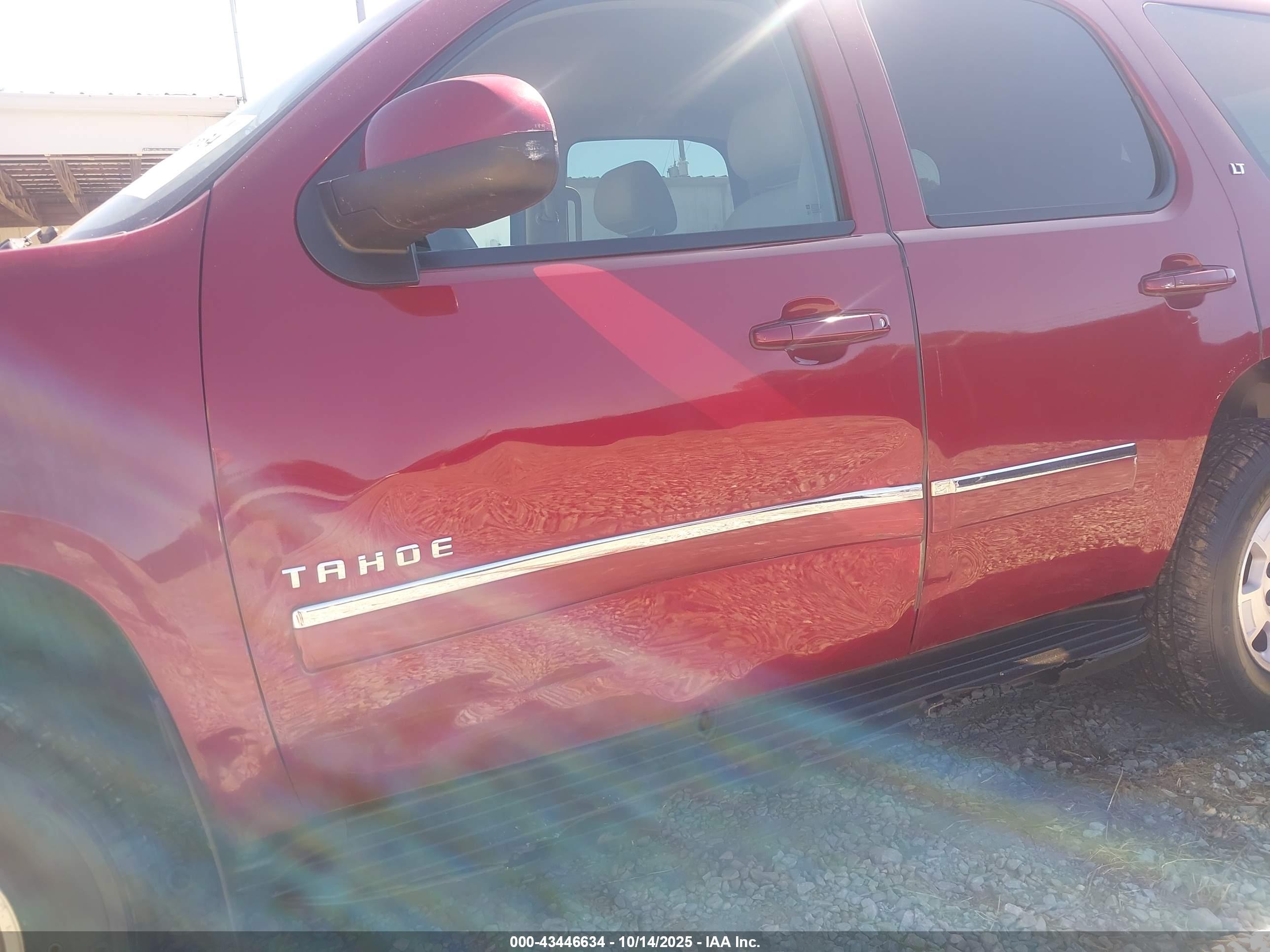 CHEVROLET TAHOE image 6