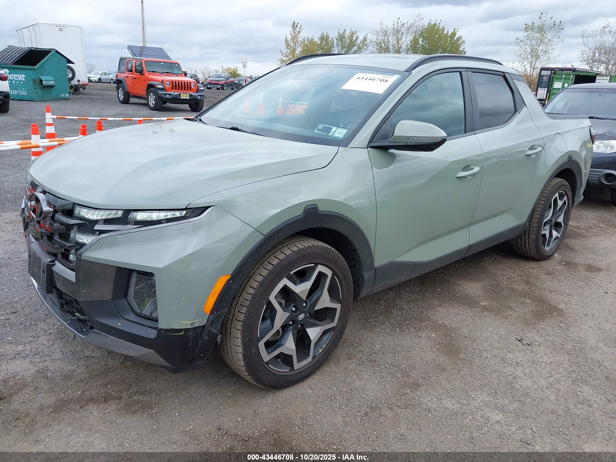 HYUNDAI SANTA image 2