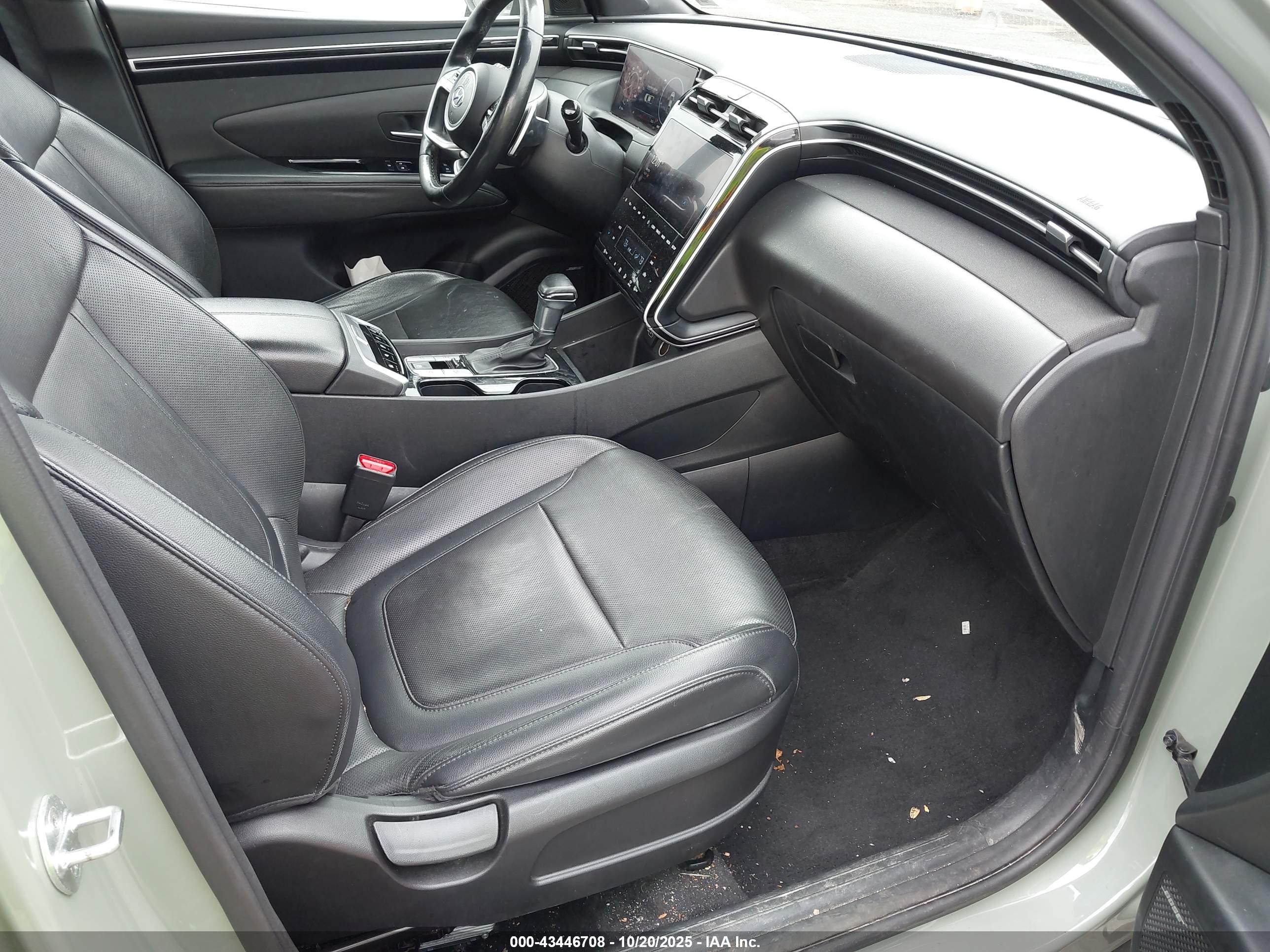 HYUNDAI SANTA image 5