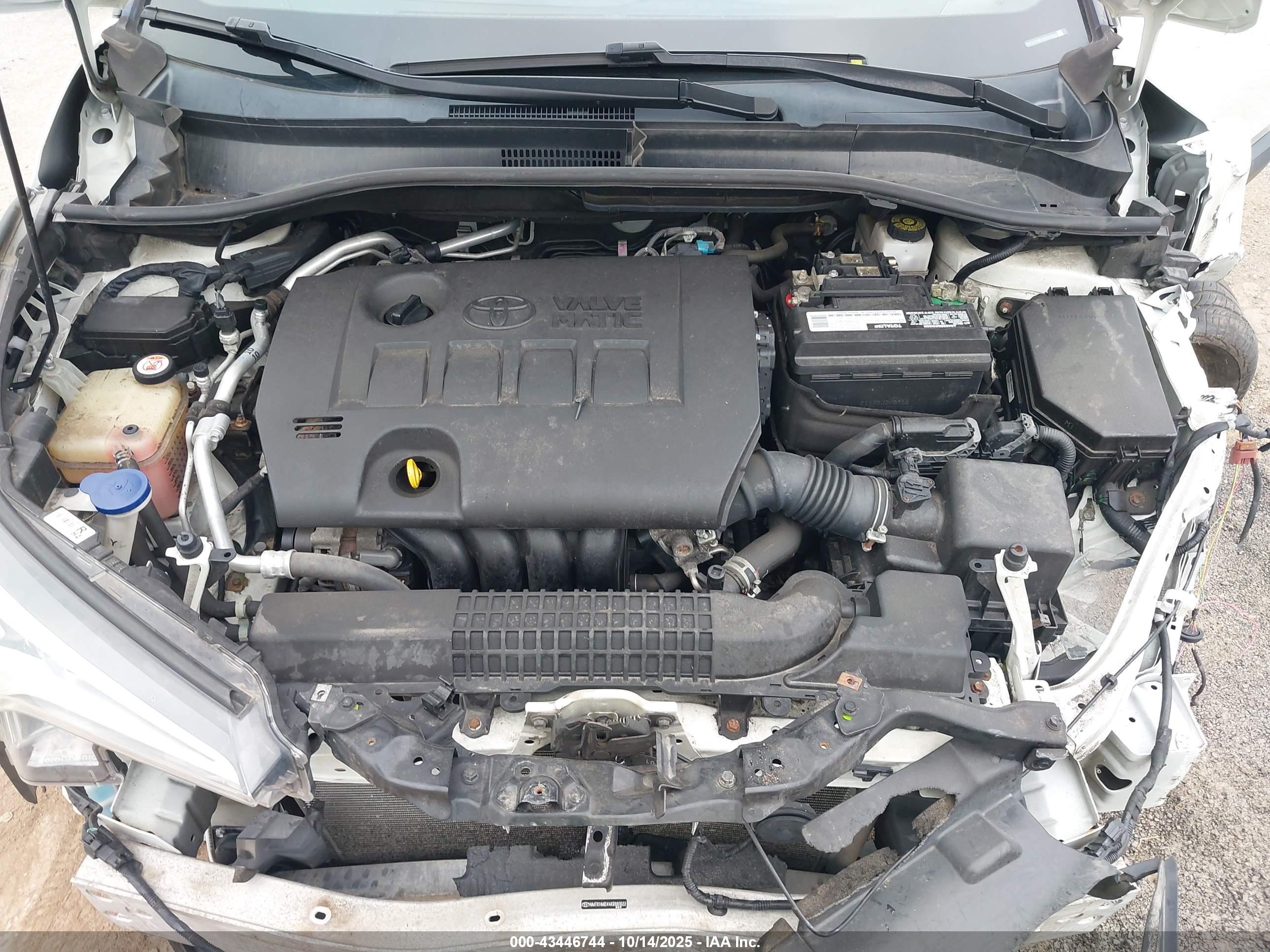 TOYOTA C-HR image 10