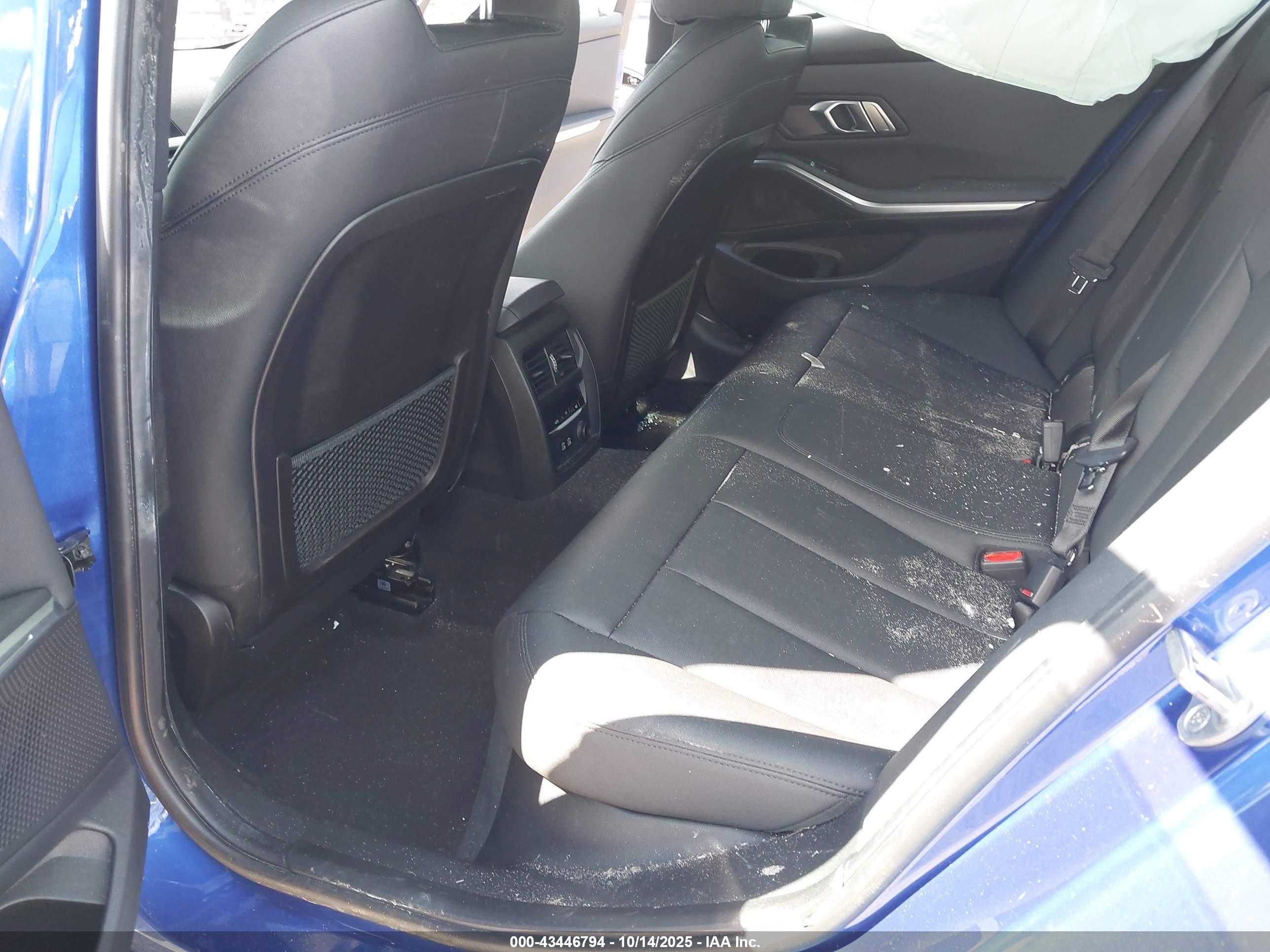 BMW 330I image 8