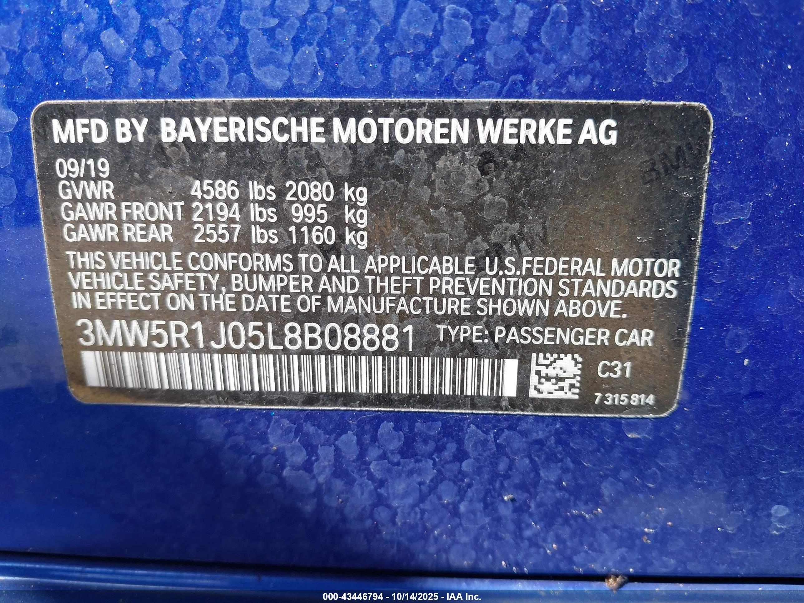 BMW 330I image 9