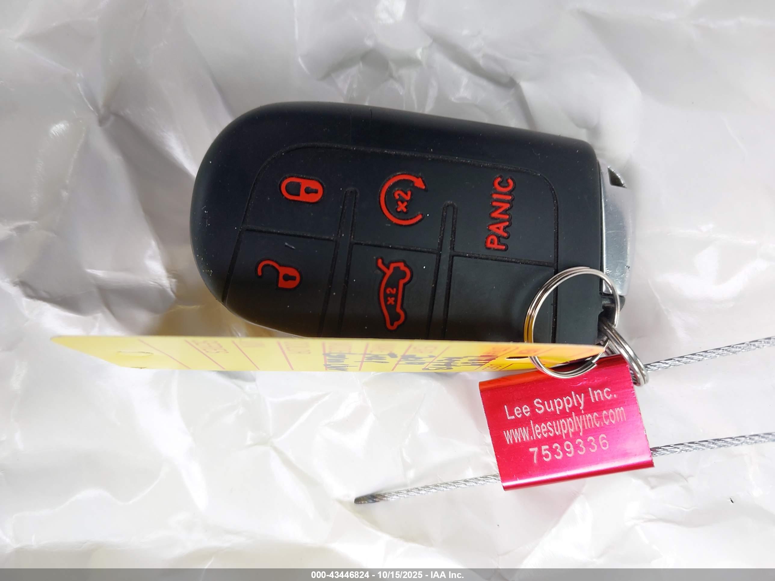 JEEP GRAND image 11
