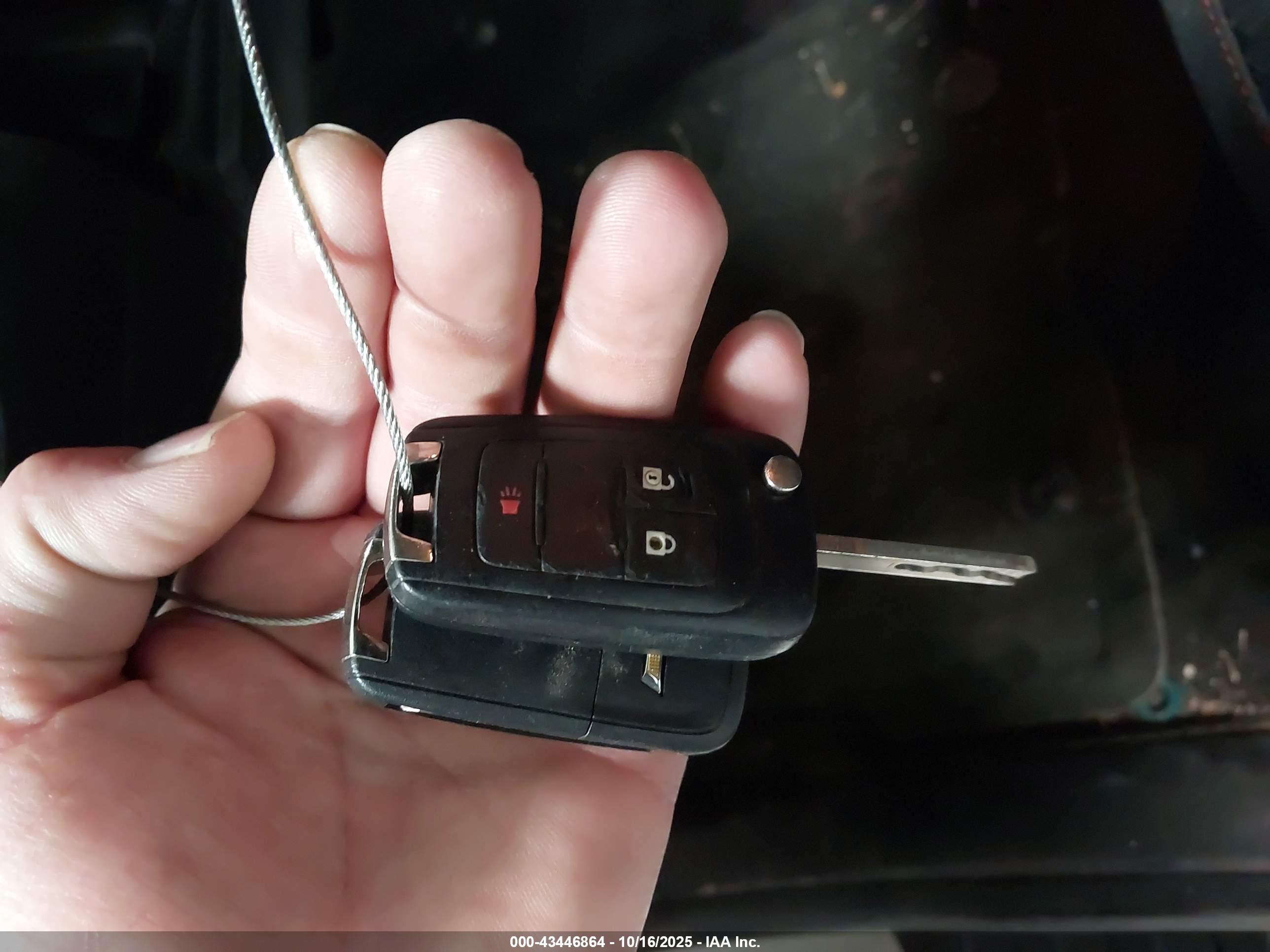 CHEVROLET EQUINOX image 11