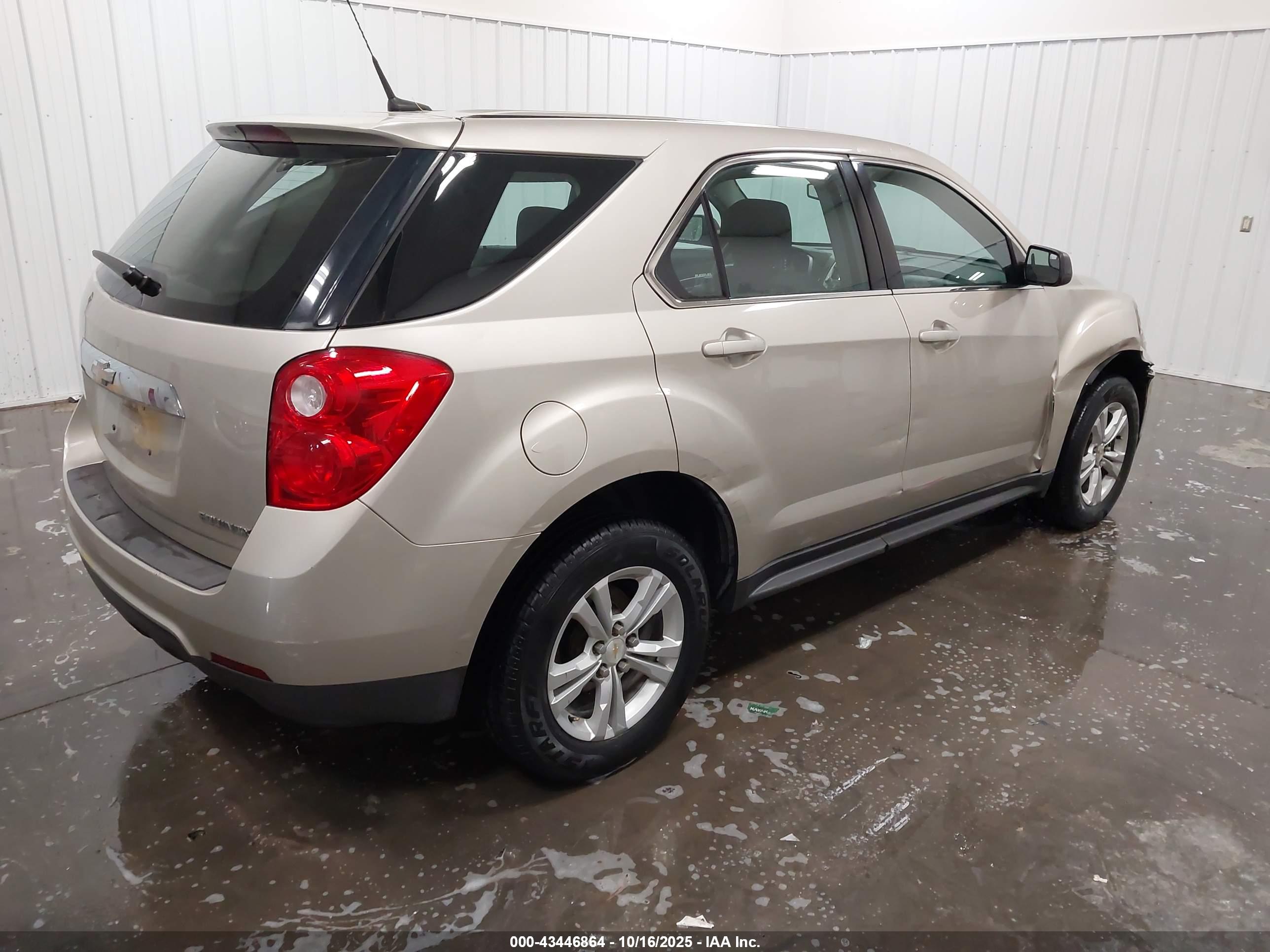 CHEVROLET EQUINOX image 4