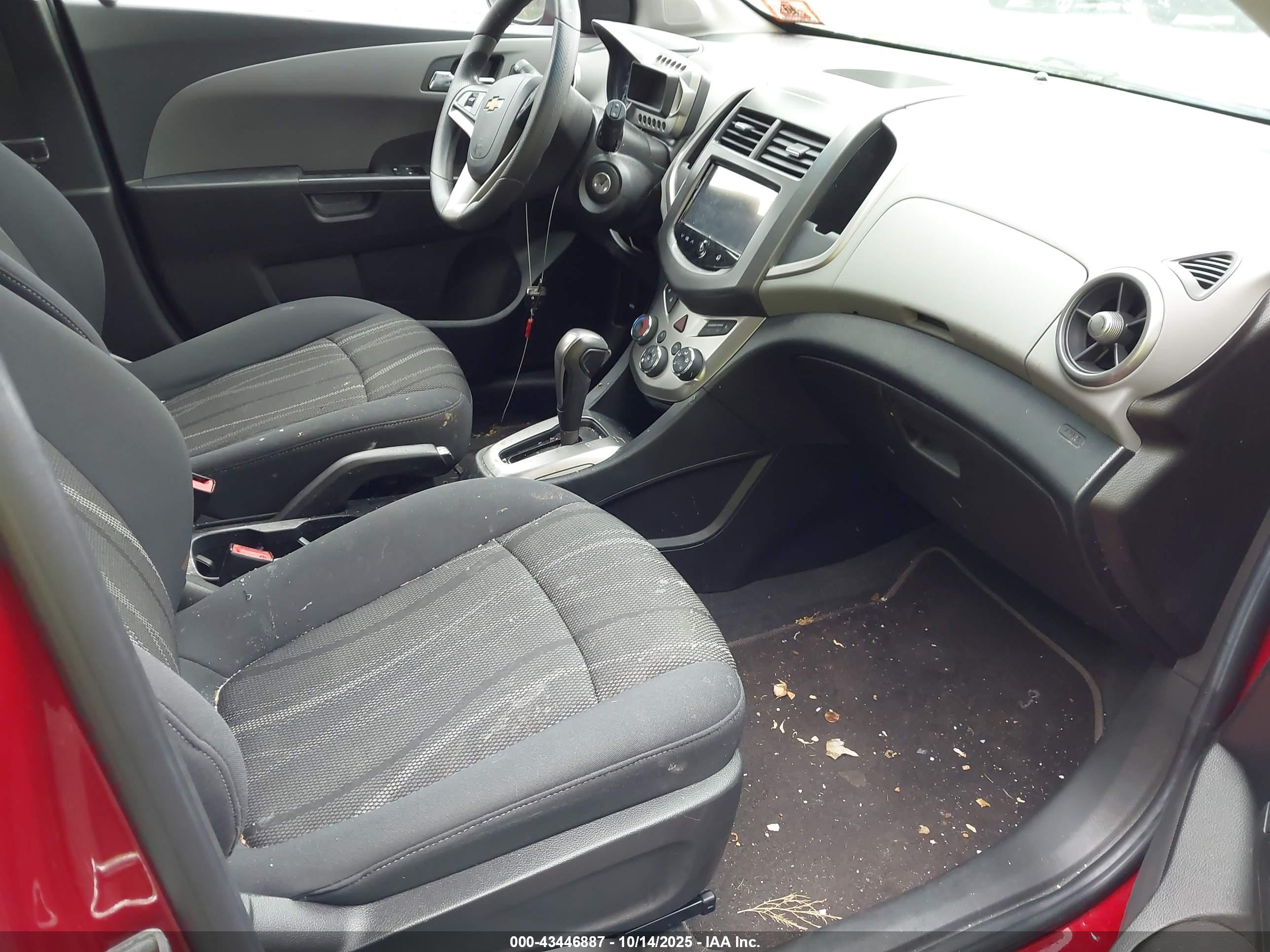 CHEVROLET SONIC image 5