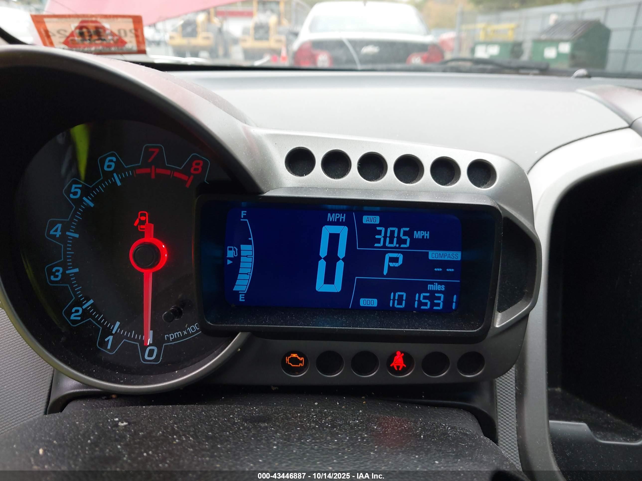 CHEVROLET SONIC image 7