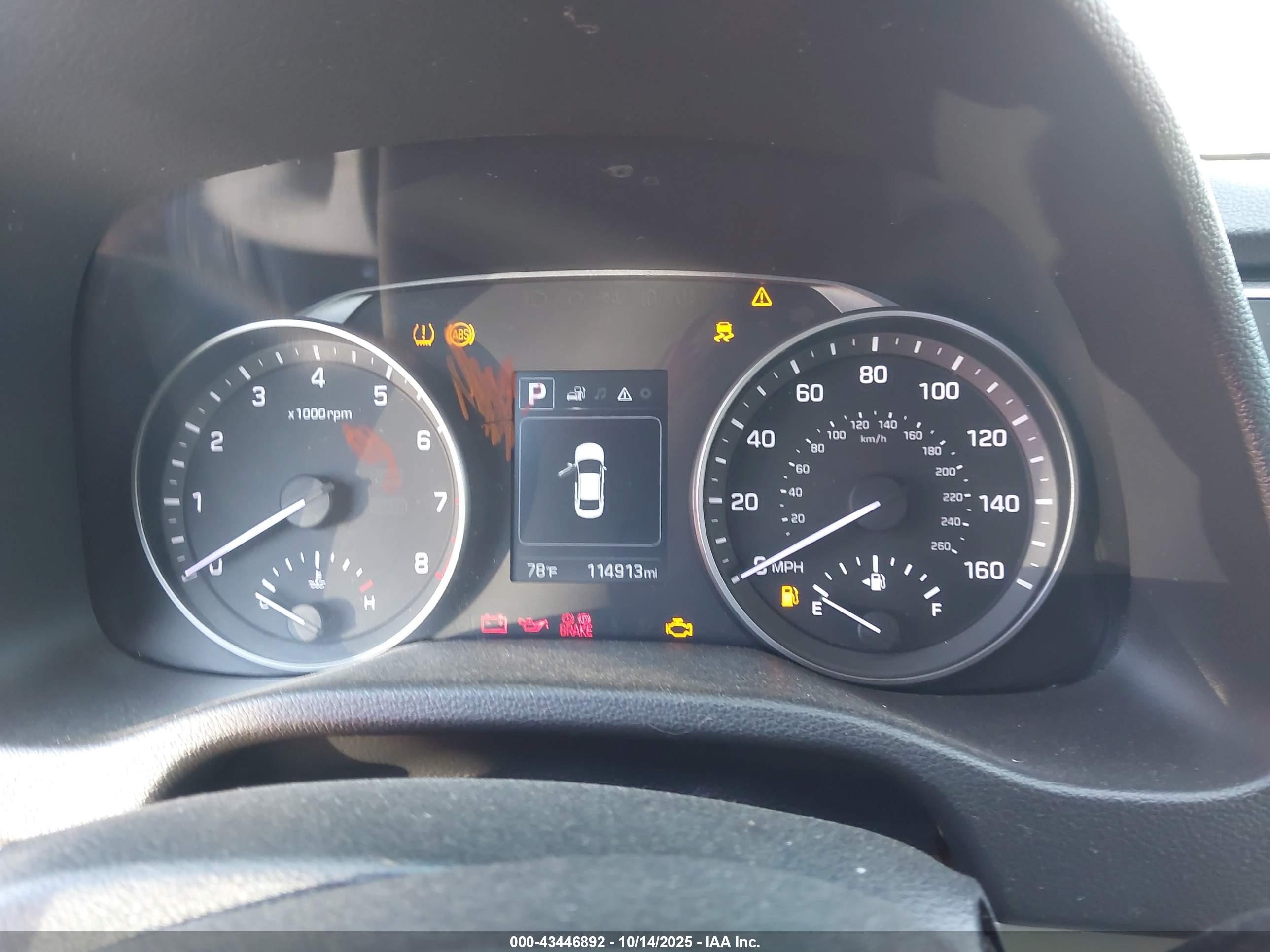 HYUNDAI ELANTRA image 7