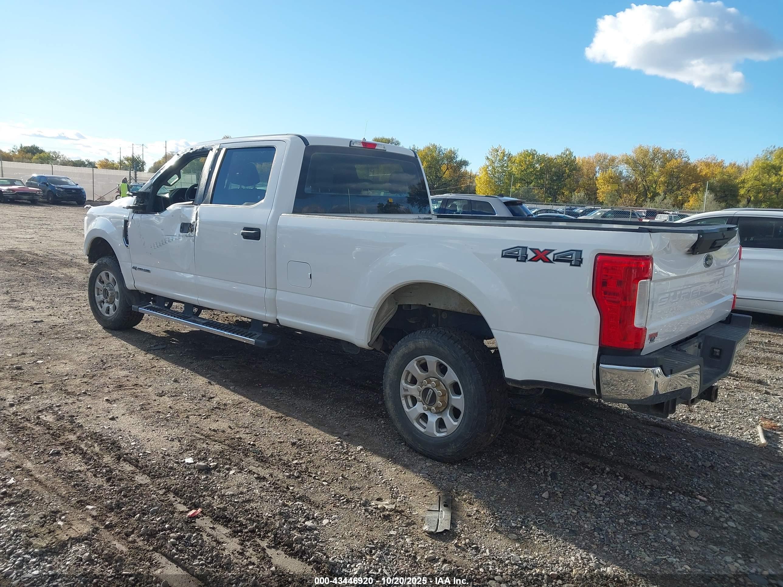 FORD F-250 image 3
