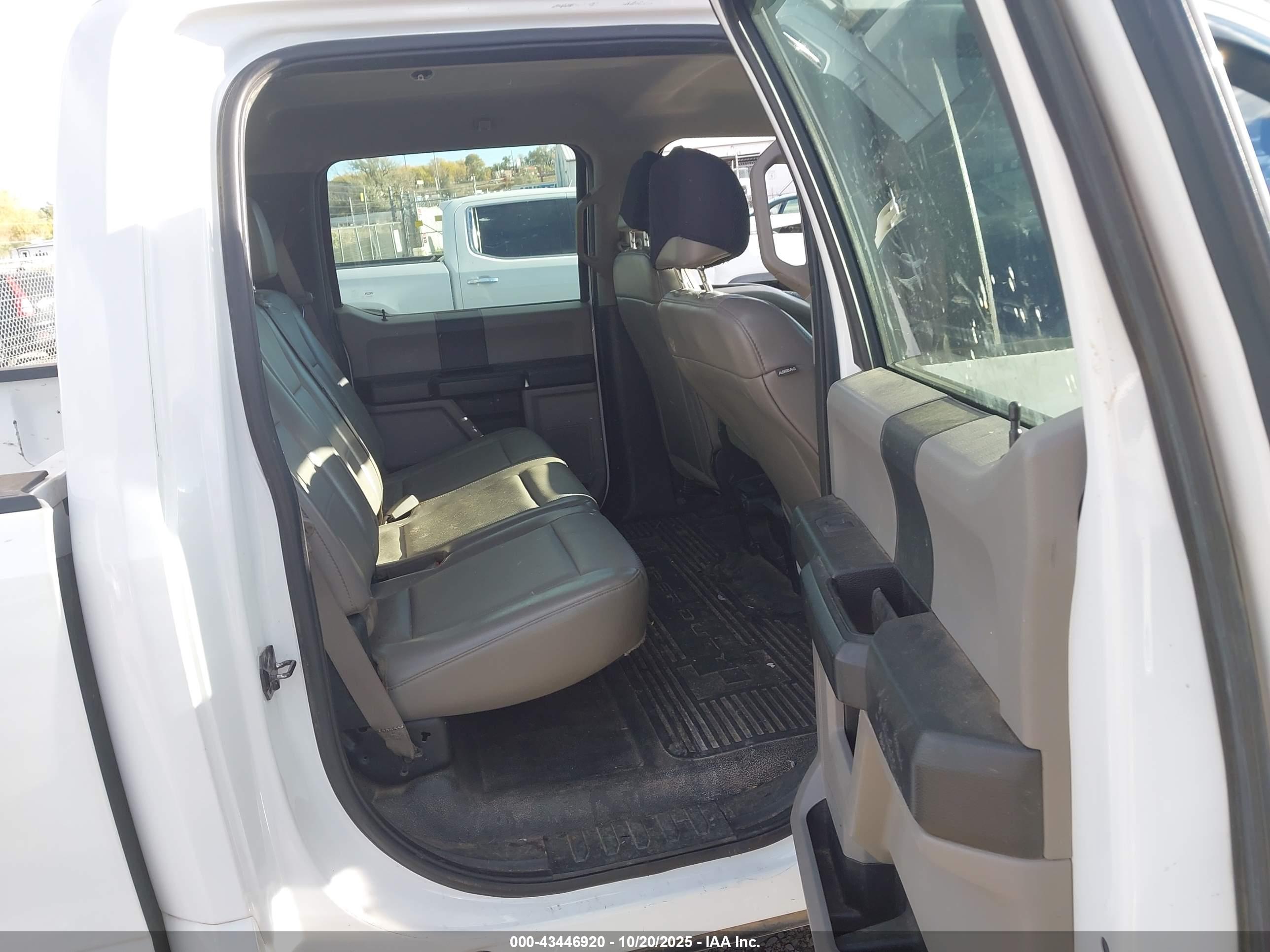 FORD F-250 image 8