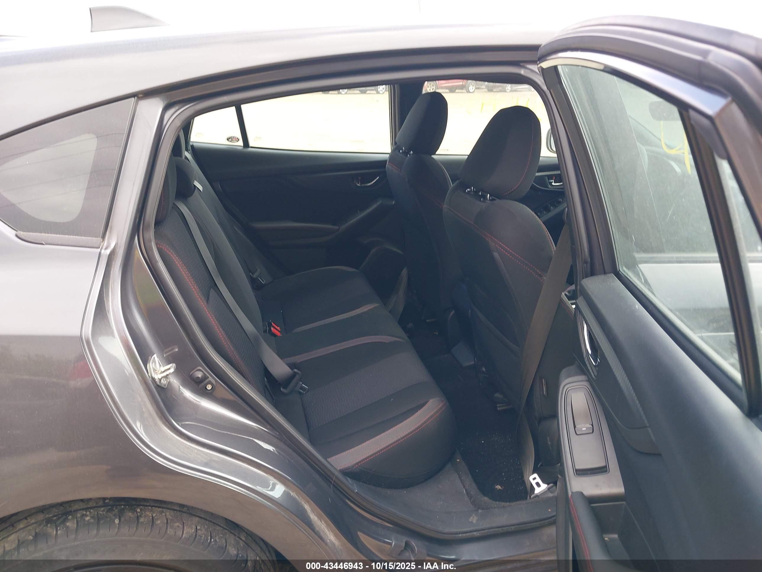 SUBARU IMPREZA image 8
