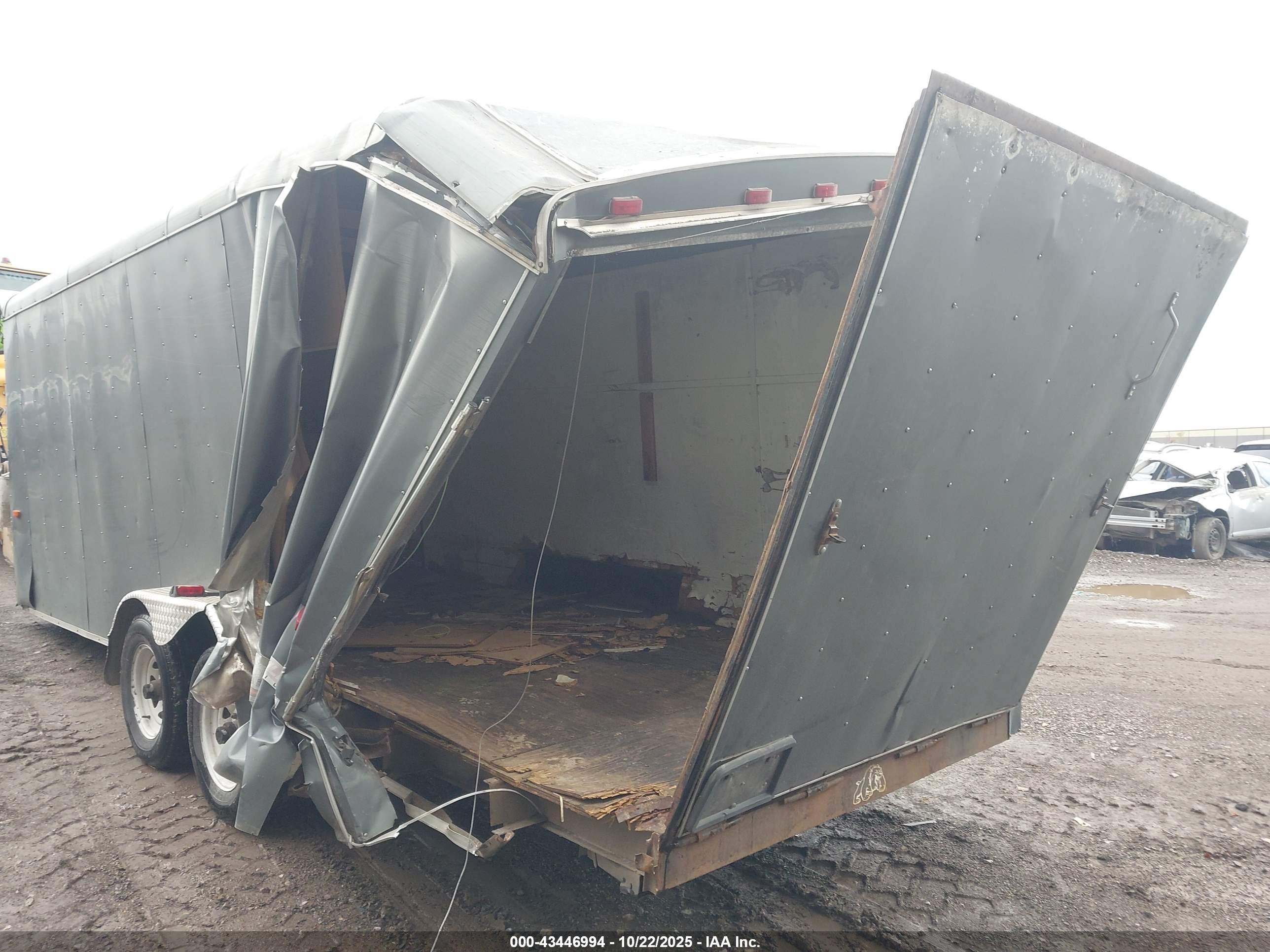 HAULIN TRAILER image 6