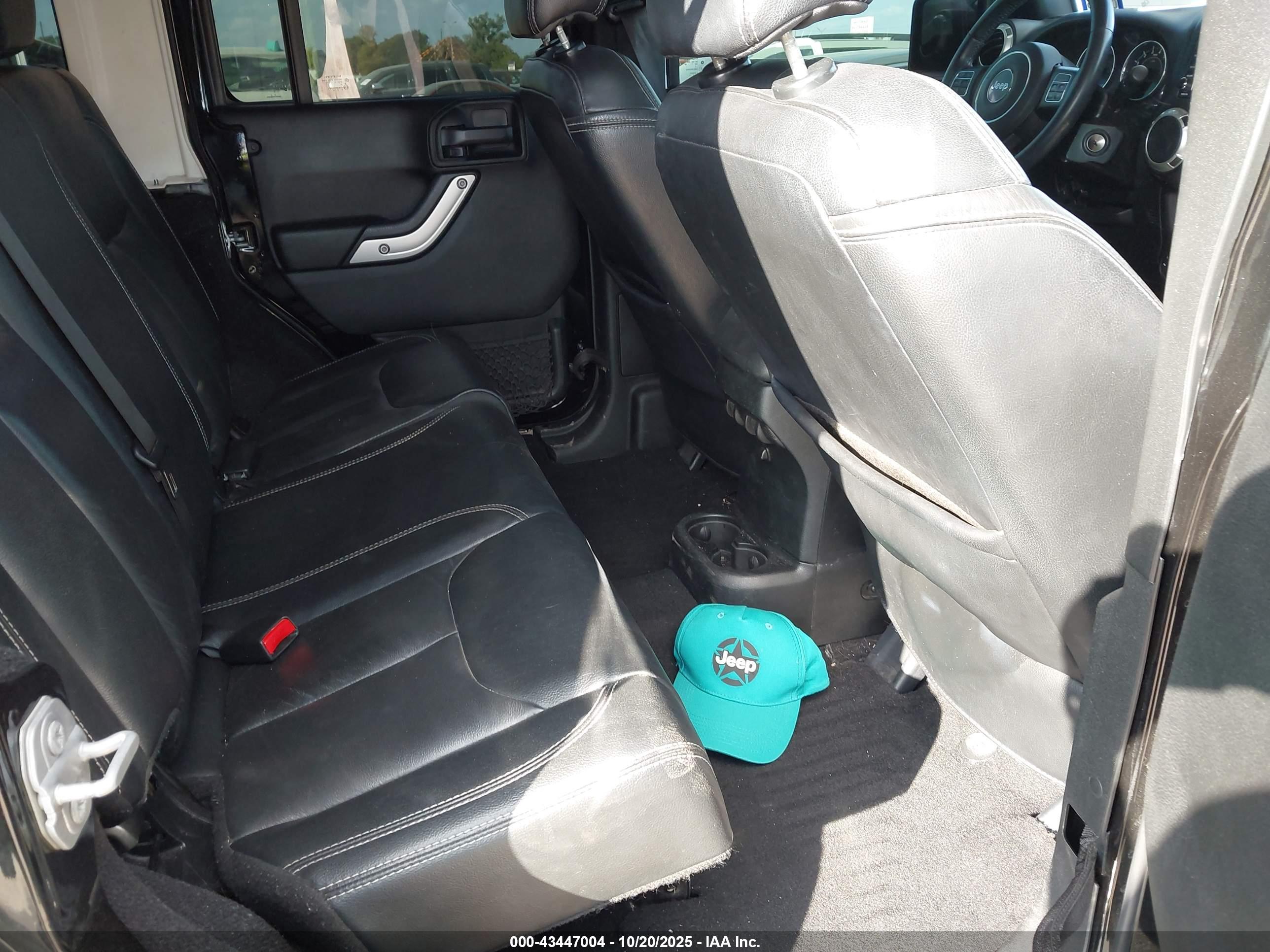 JEEP WRANGLER image 8