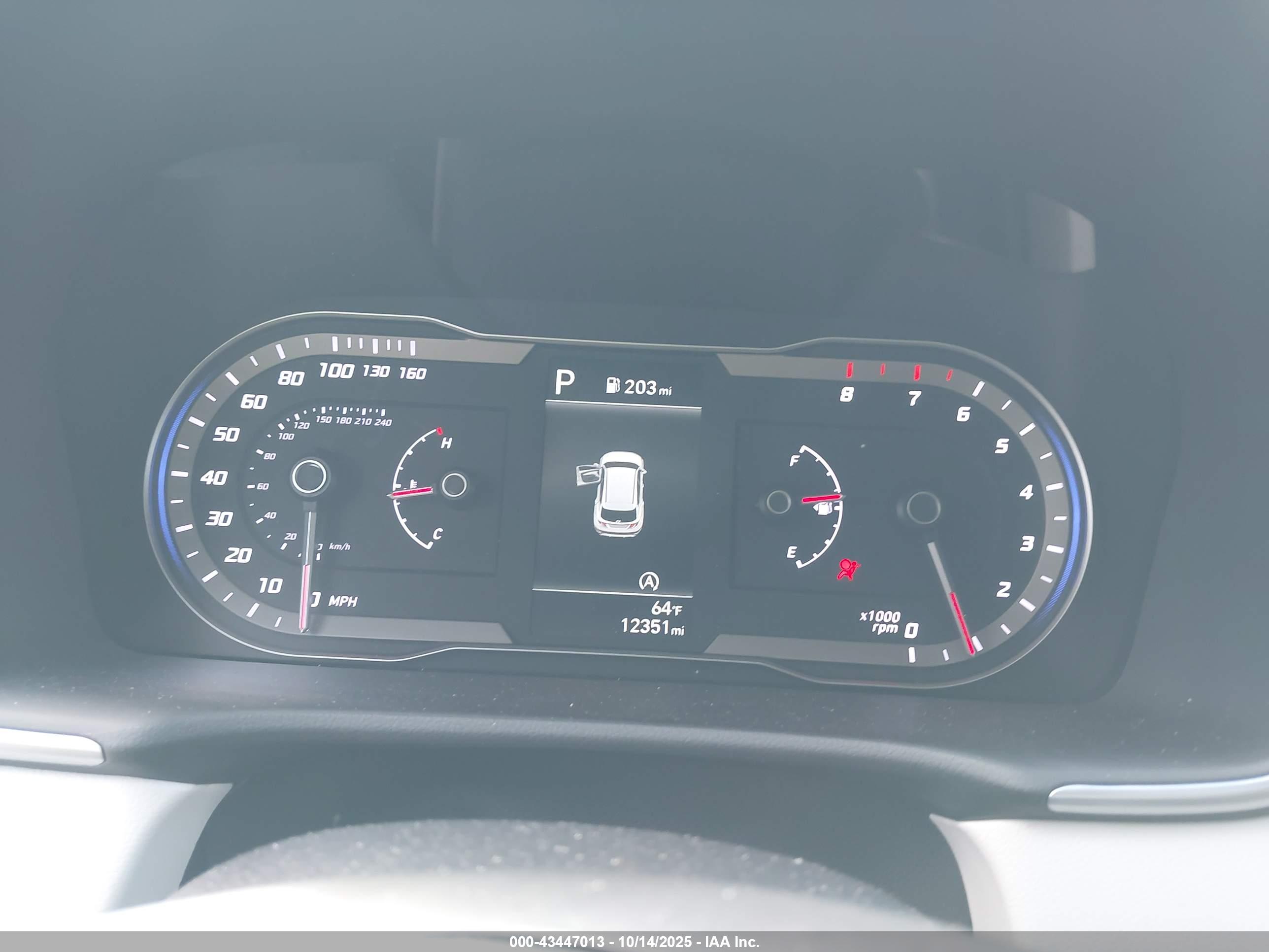 HYUNDAI TUCSON image 7