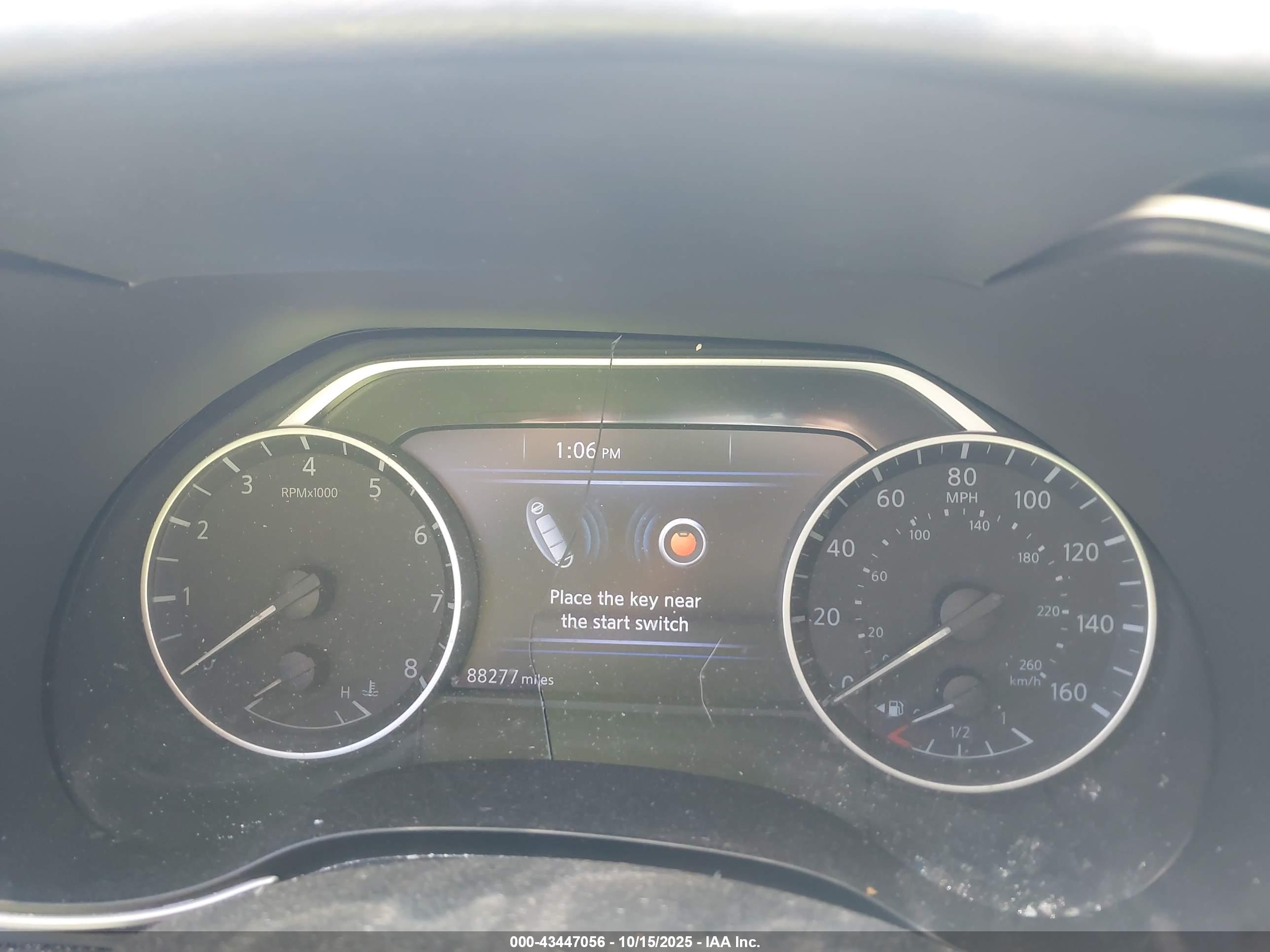 NISSAN MAXIMA image 7