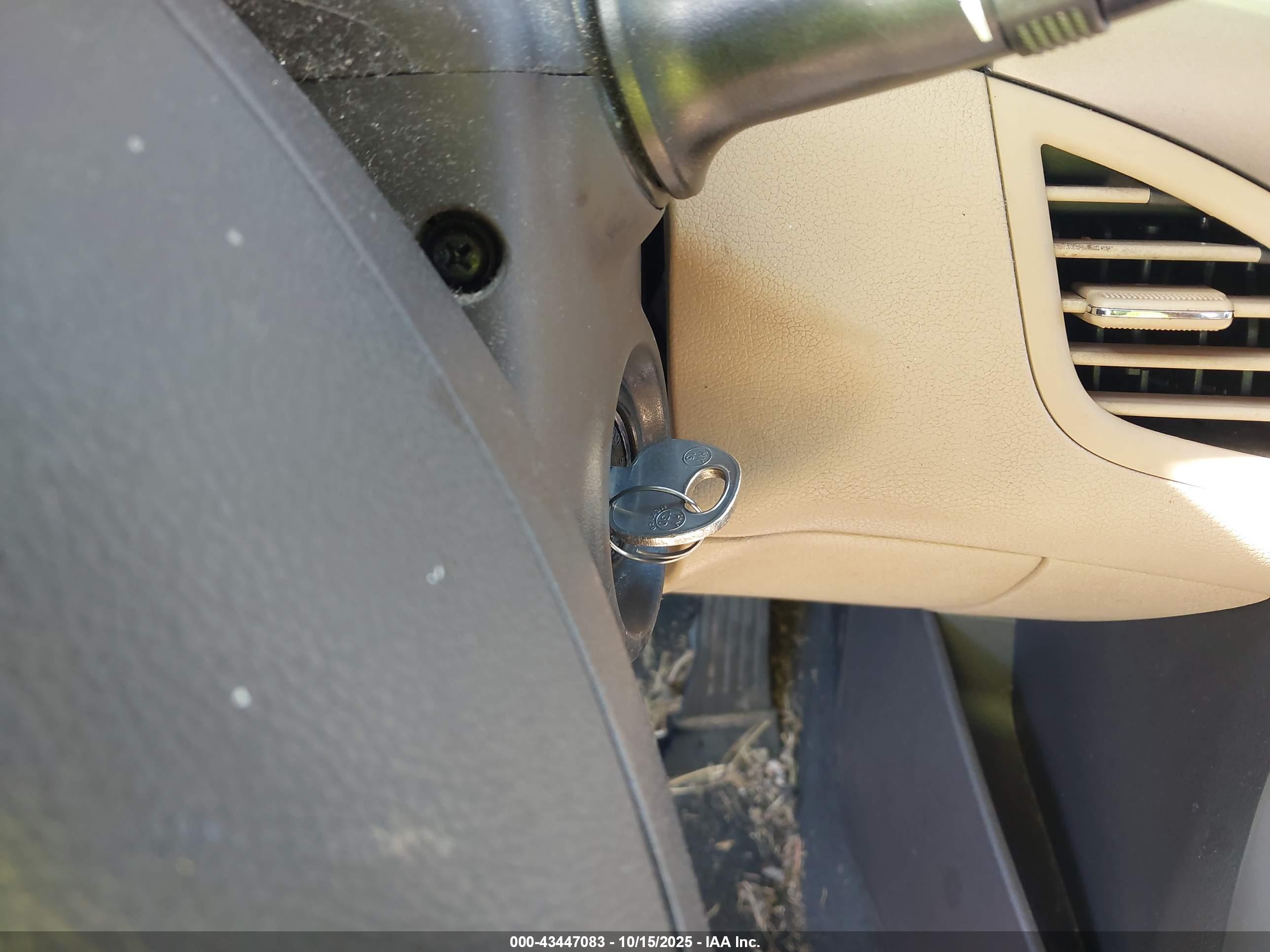 HYUNDAI ELANTRA image 11