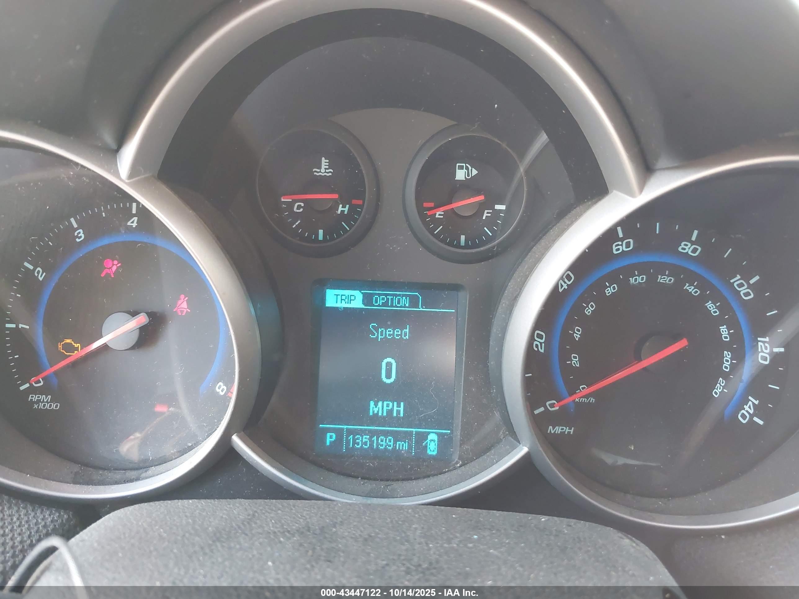 CHEVROLET CRUZE image 7