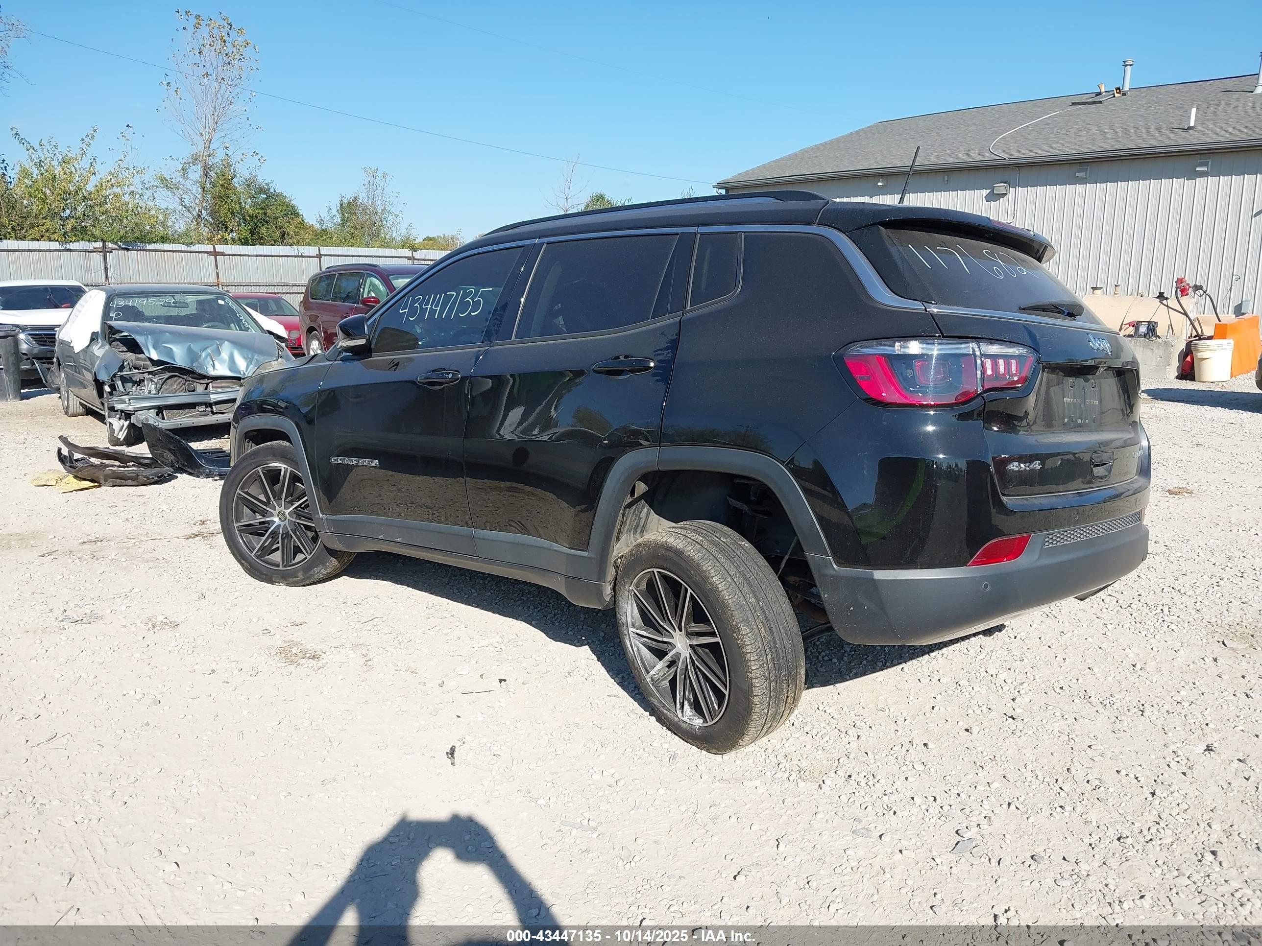 JEEP COMPASS image 3