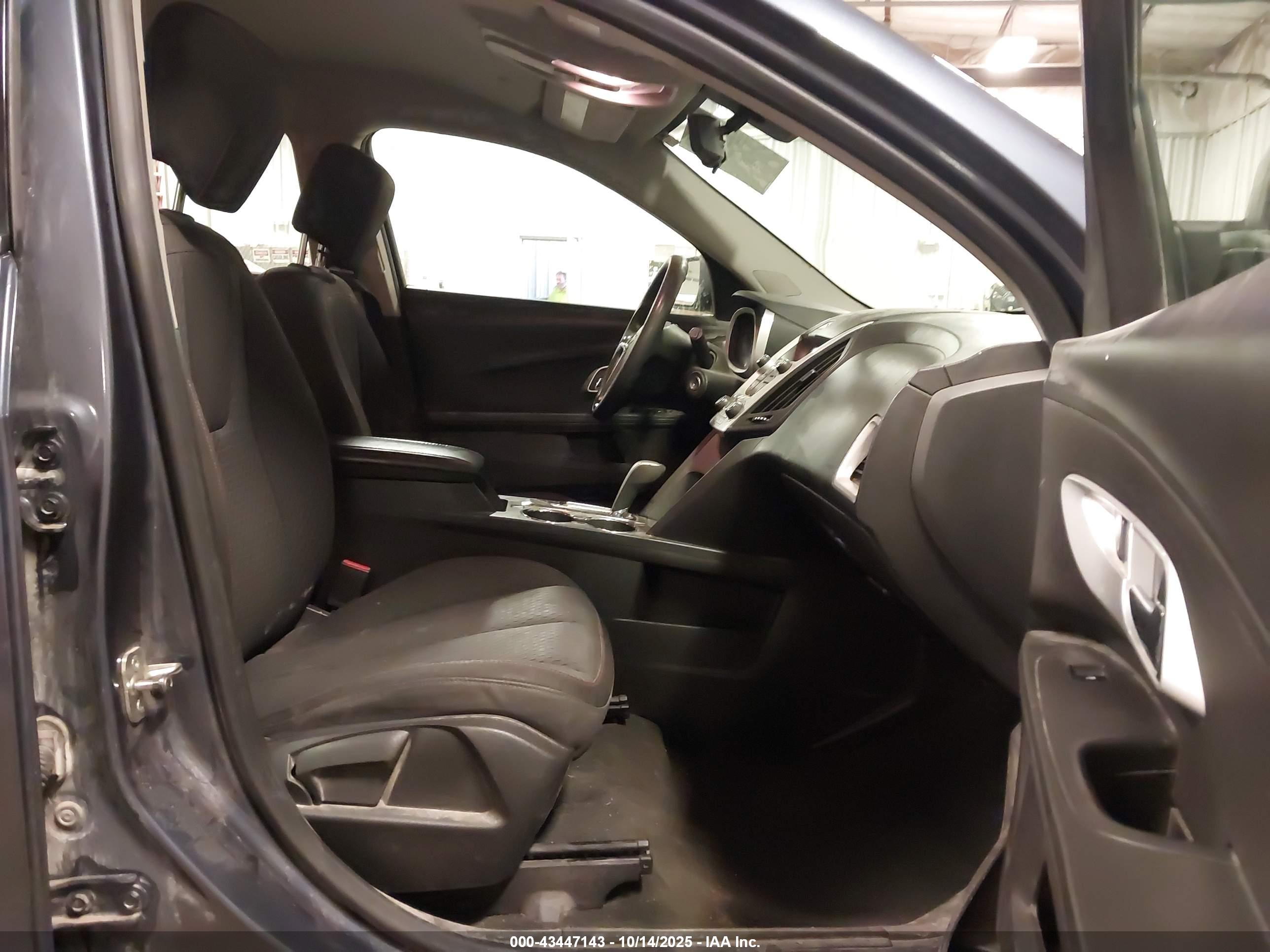 CHEVROLET EQUINOX image 5