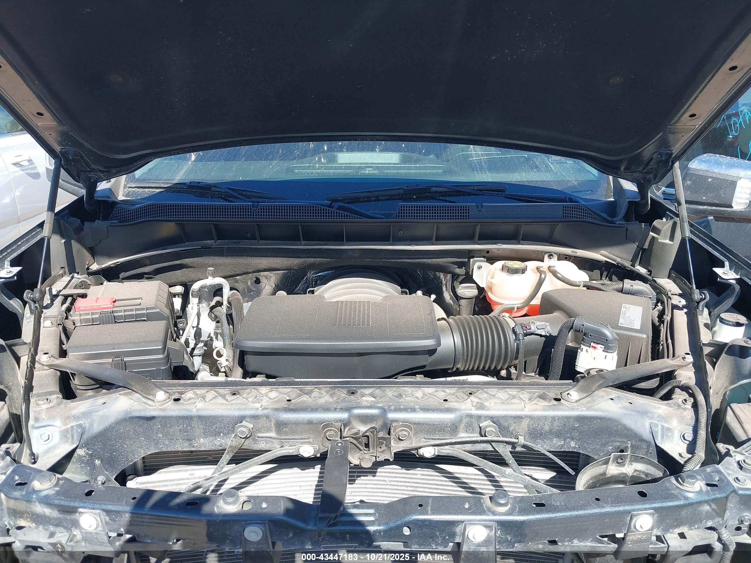 CHEVROLET SILVERADO image 10