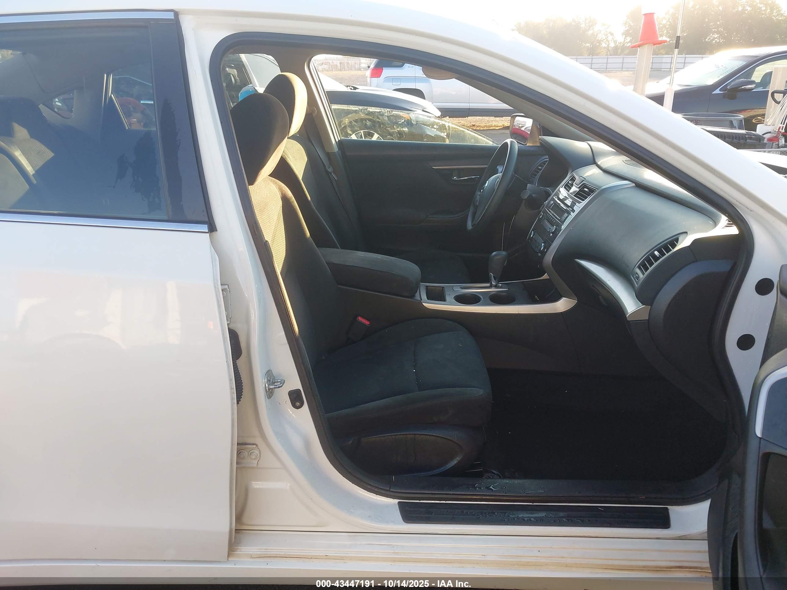 NISSAN ALTIMA image 5
